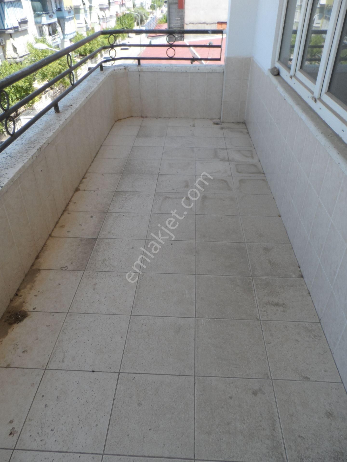 Nazilli Ege Emlak Ofisinden Yeni Mh. Asansörlü, Doğalgaz Kombili Kiralık Daire - Görsel 17