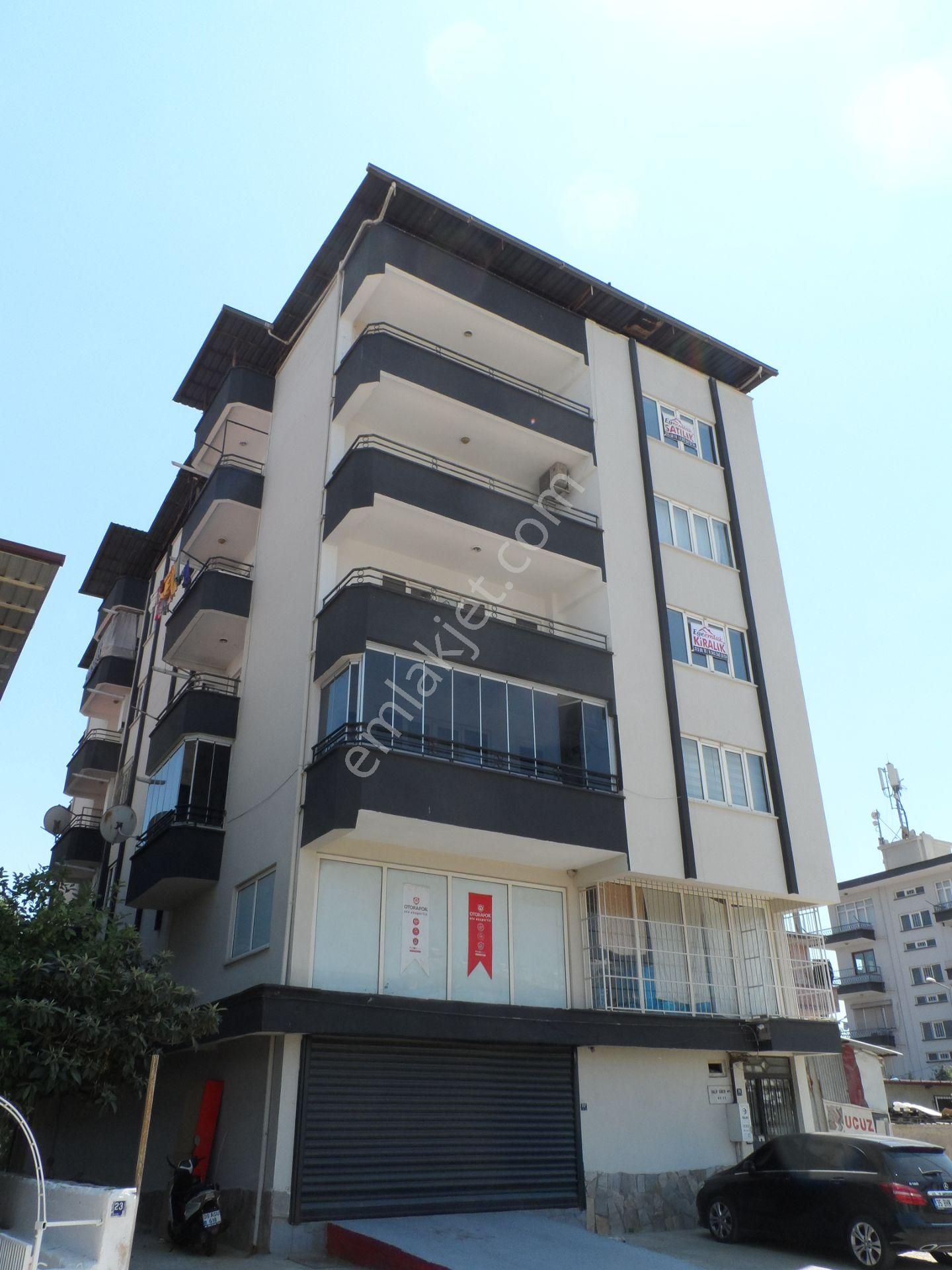 Nazilli Ege Emlak Ofisinden Yeni Mh. Asansörlü, Doğalgaz Kombili Kiralık Daire