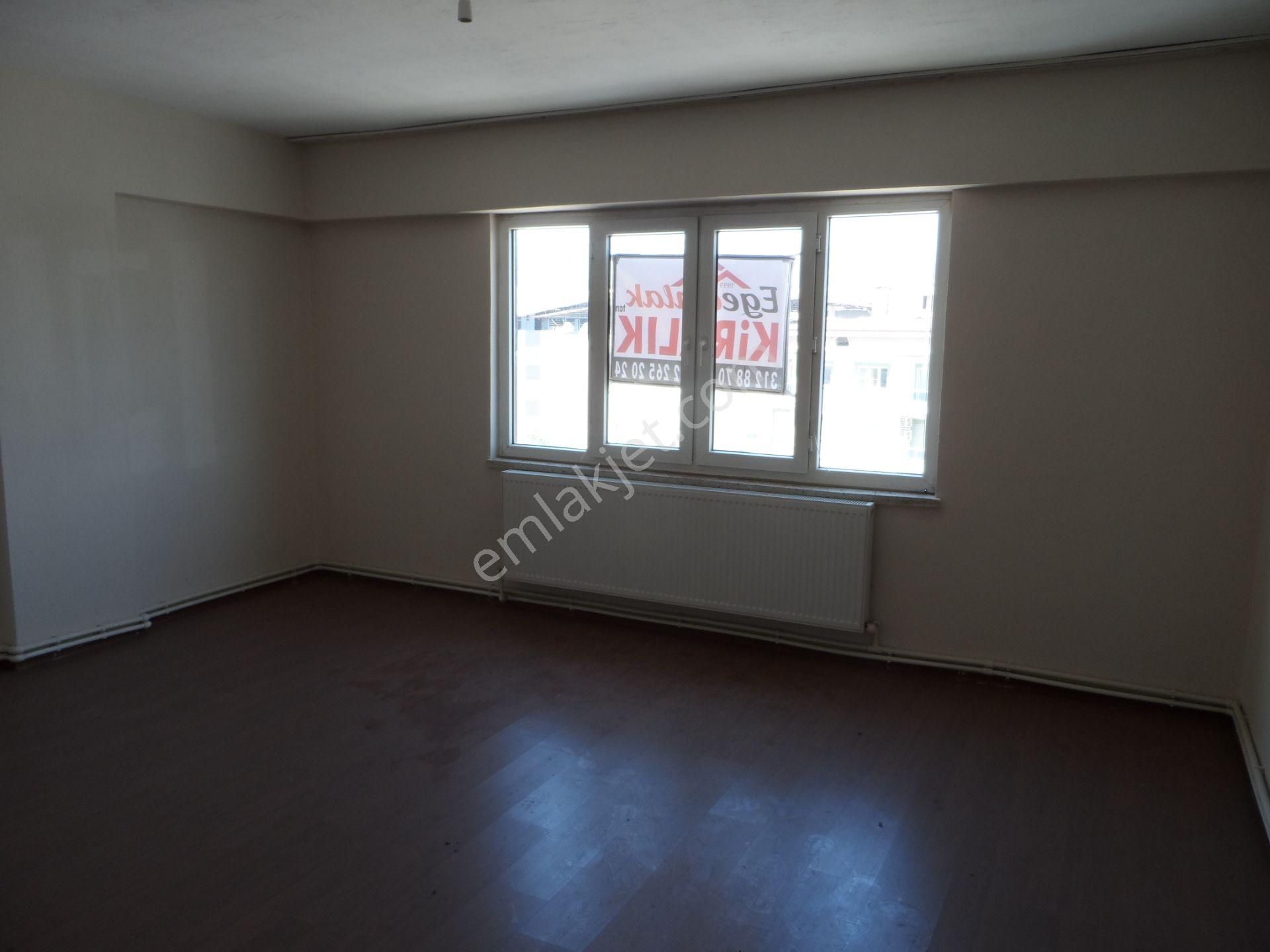 Nazilli Ege Emlak Ofisinden Yeni Mh. Asansörlü, Doğalgaz Kombili Kiralık Daire - Görsel 18