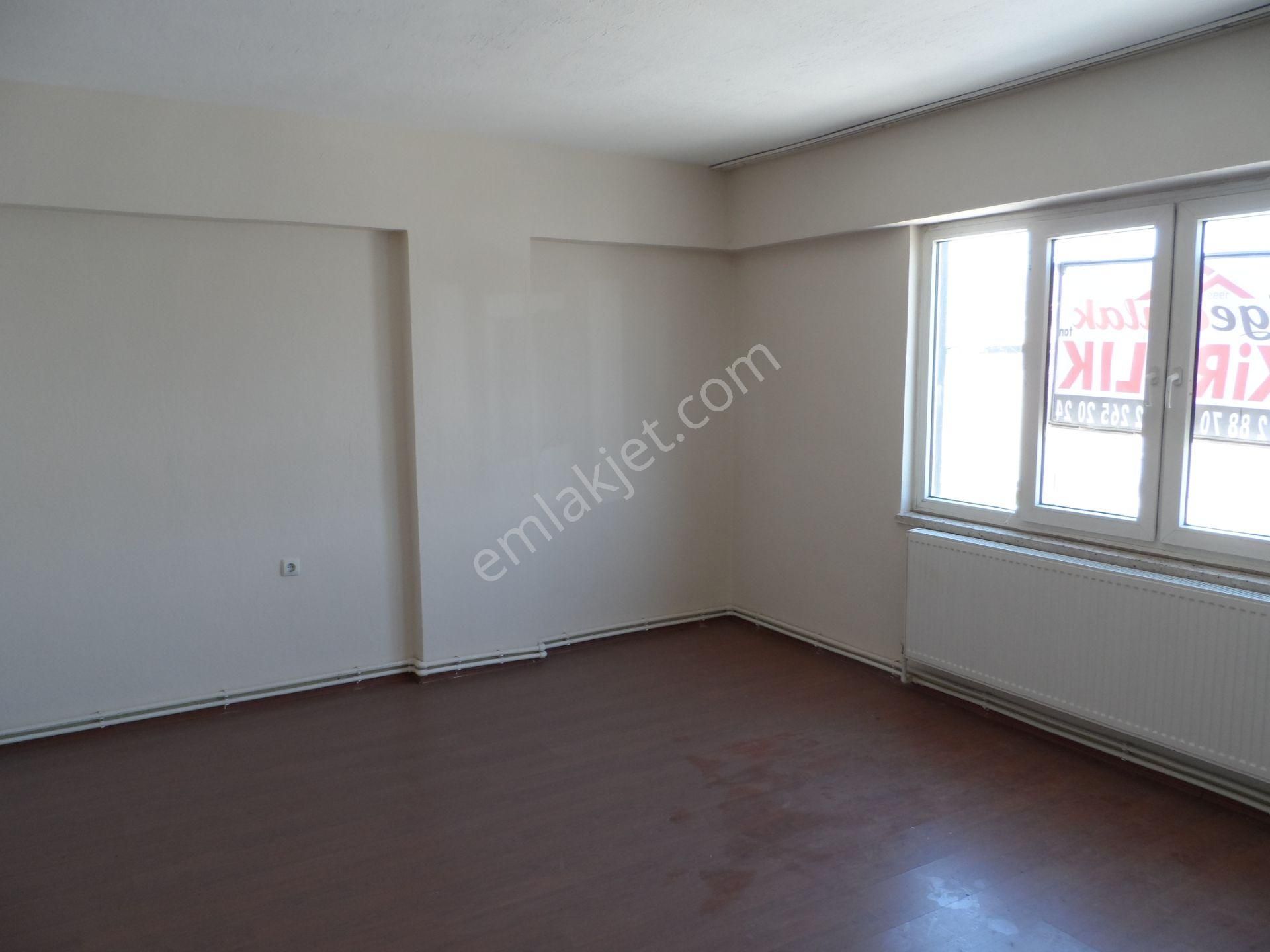 Nazilli Ege Emlak Ofisinden Yeni Mh. Asansörlü, Doğalgaz Kombili Kiralık Daire - Görsel 19