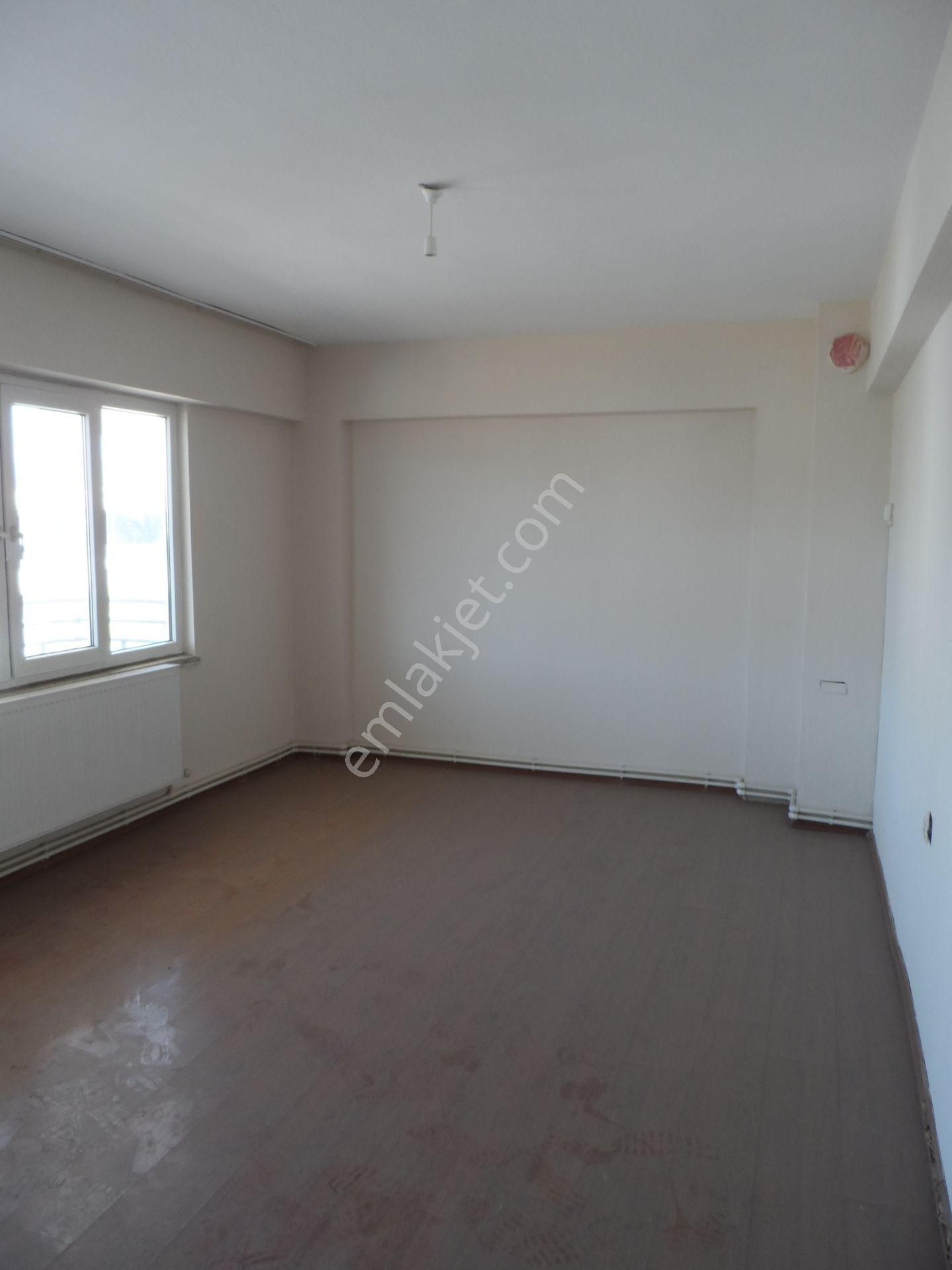 Nazilli Ege Emlak Ofisinden Yeni Mh. Asansörlü, Doğalgaz Kombili Kiralık Daire - Görsel 16