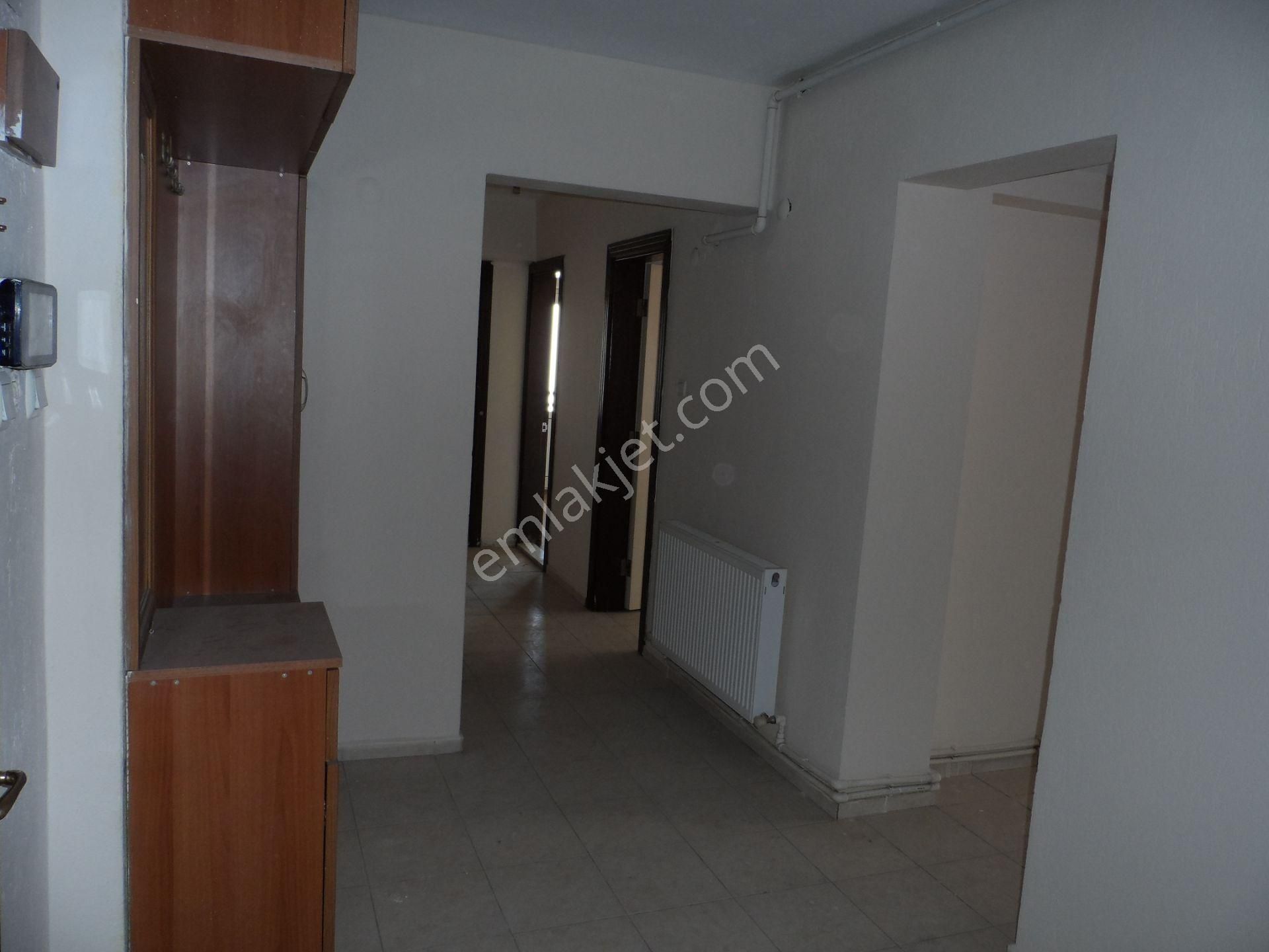 Nazilli Ege Emlak Ofisinden Yeni Mh. Asansörlü, Doğalgaz Kombili Kiralık Daire - Görsel 10