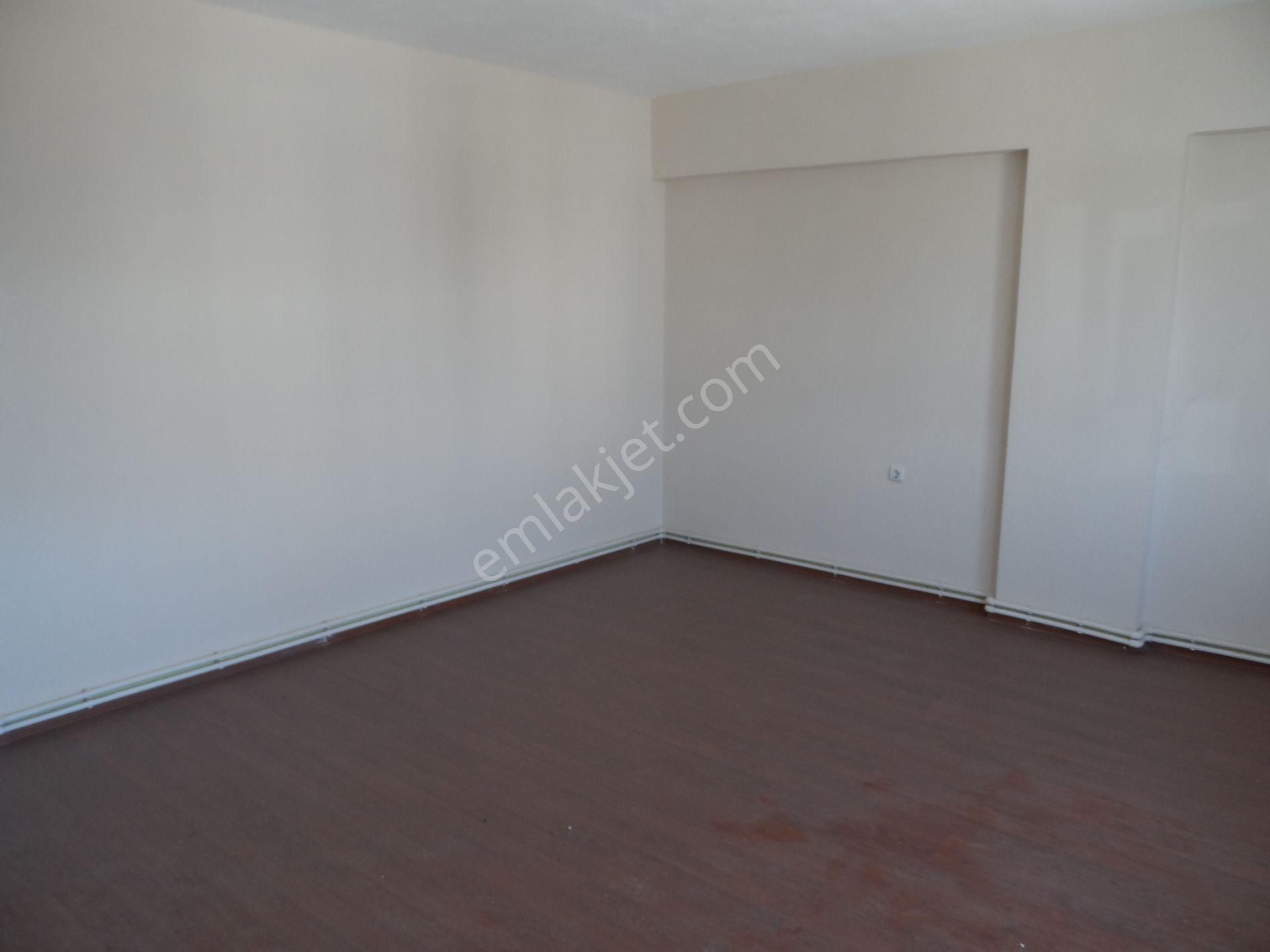 Nazilli Ege Emlak Ofisinden Yeni Mh. Asansörlü, Doğalgaz Kombili Kiralık Daire - Görsel 20