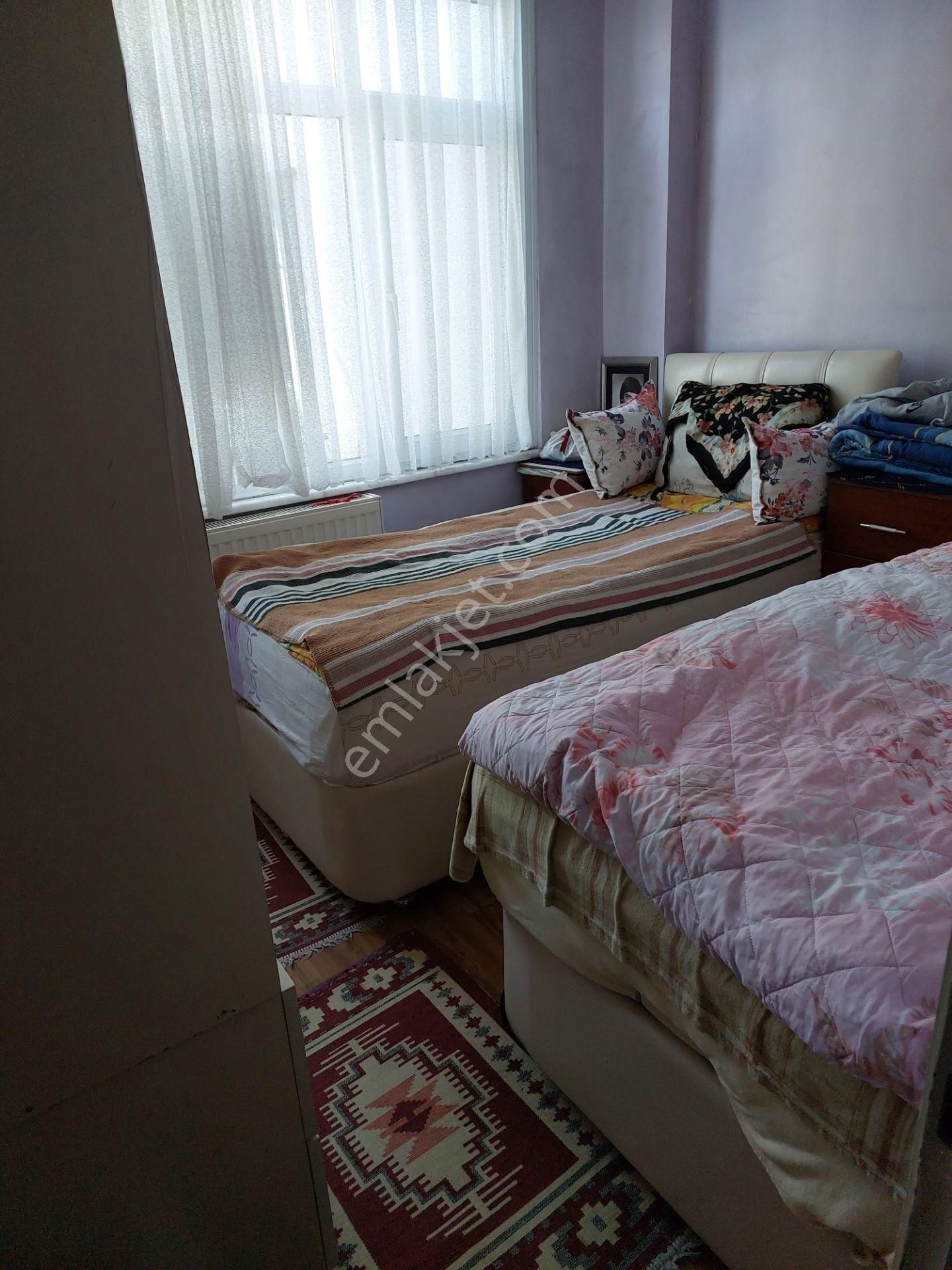 Akşenden Fatih Çapa Küçükhamamda 3.ara Kat2+1 75m² Satılık Daire - Görsel 13