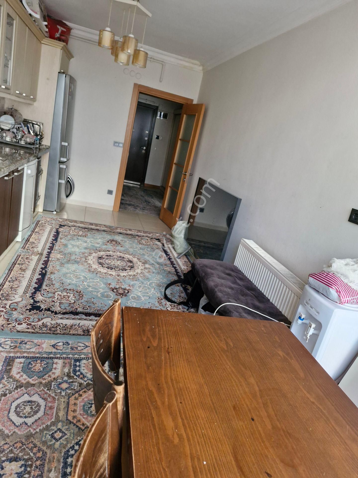 Akşenden Fatih Çapa Altımermer Caddesinin Emsalsizi 1.kat 200m² 3+1 Köşe Cephe - Görsel 9