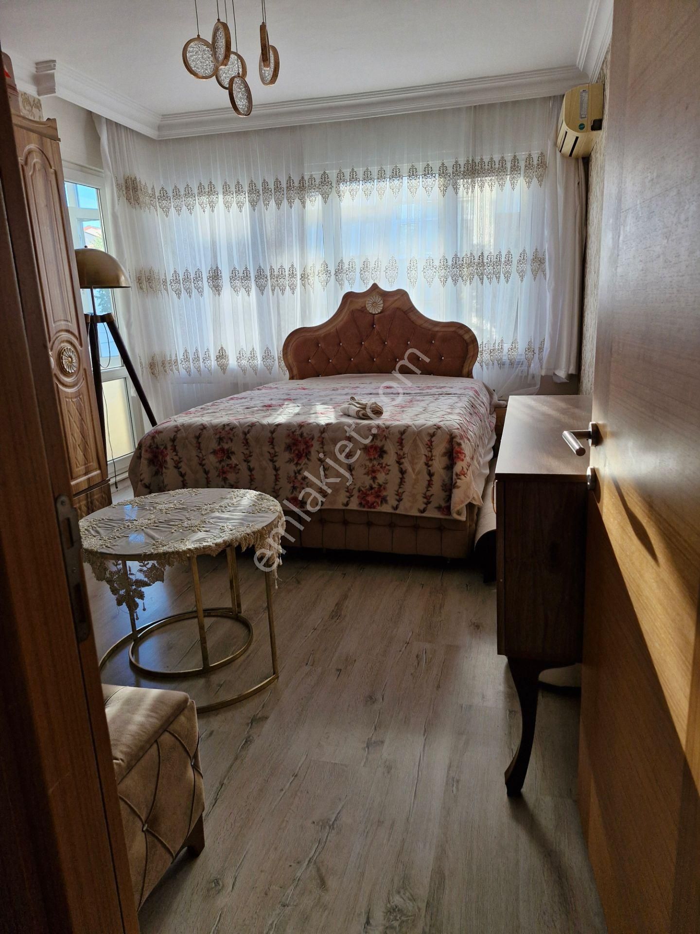 Akşenden Fatih Çapa Altımermer Caddesinin Emsalsizi 1.kat 200m² 3+1 Köşe Cephe - Görsel 27