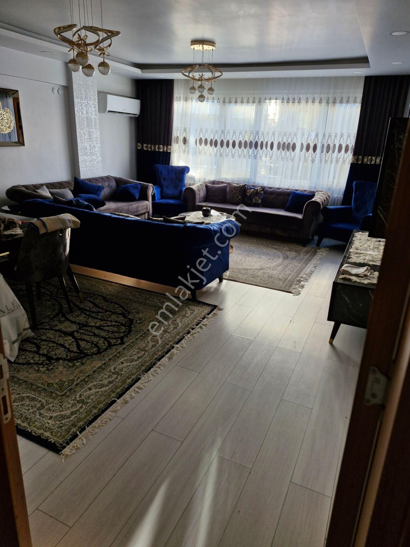 Akşenden Fatih Çapa Altımermer Caddesinin Emsalsizi 1.kat 200m² 3+1 Köşe Cephe - Görsel 13