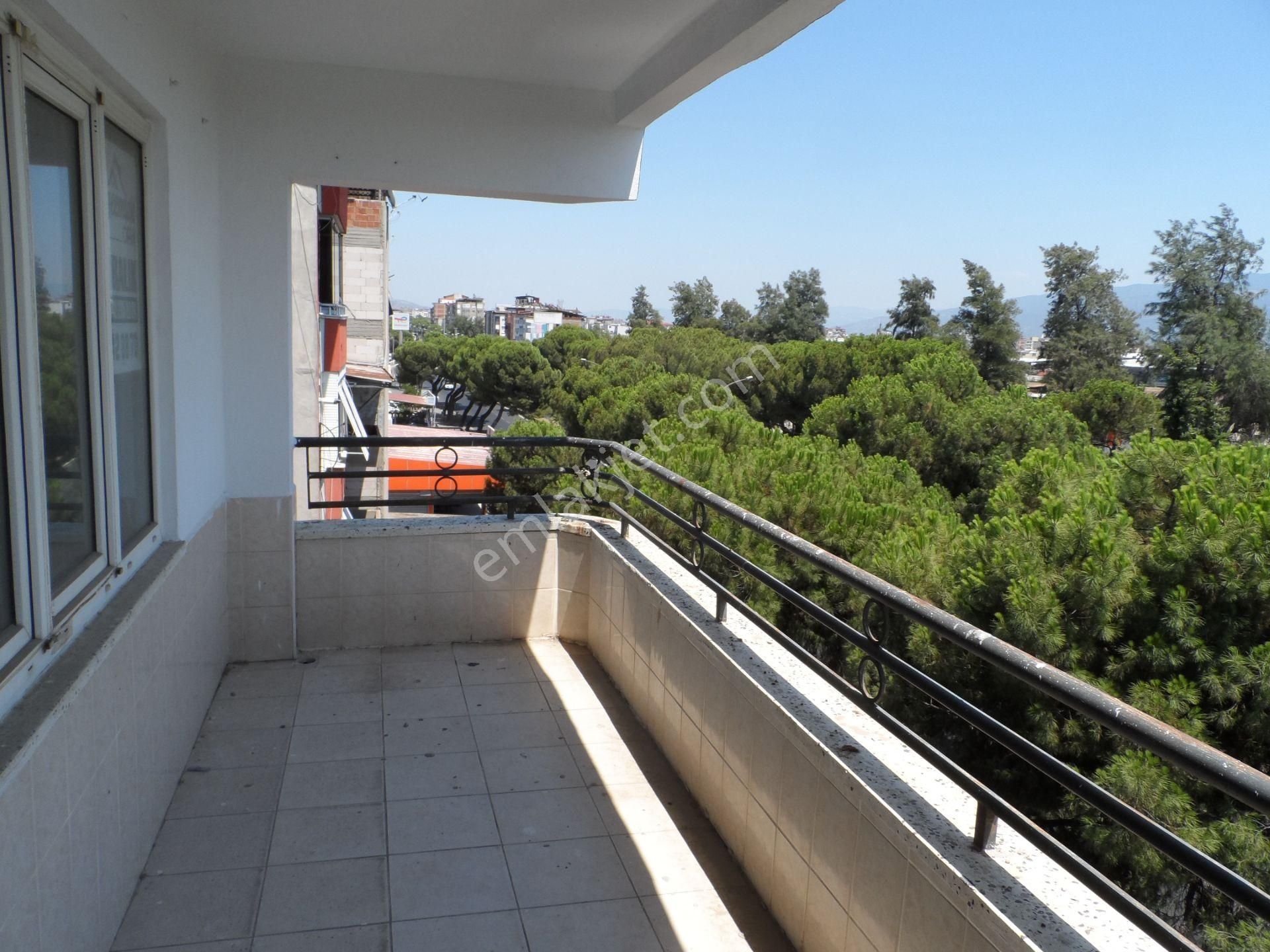 Nazilli Ege Emlak Ofisinden Yeni Mh. Asansörlü, Doğalgaz Kombili Kiralık Daire - Görsel 2