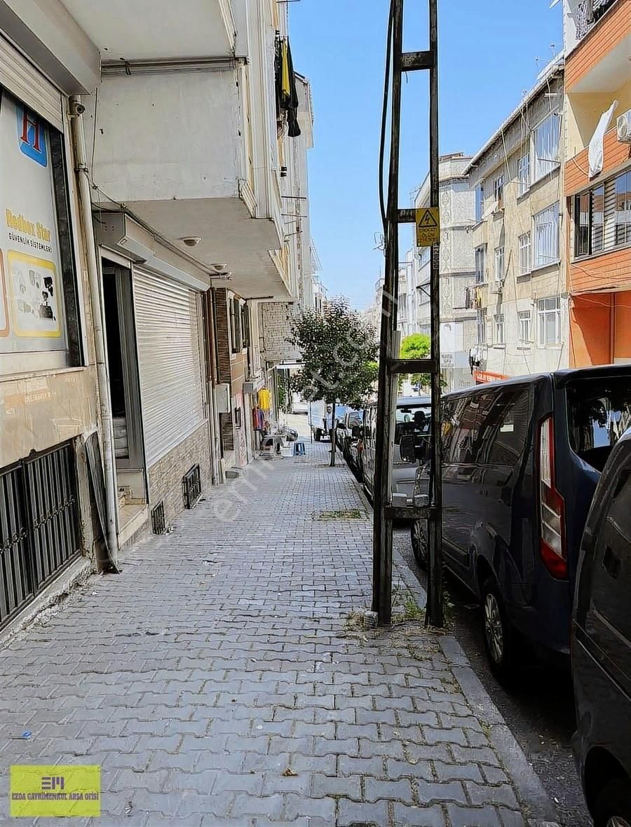 Ezda Gayrimenkul'den Satılık Kullanışlı İşlek Bölgede Dükkan