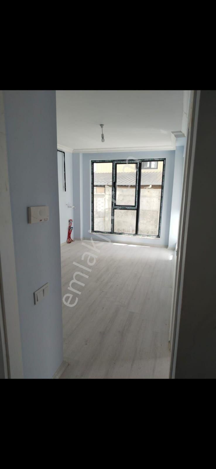 Akdamar Hastanesi Arkasi Acil Satilik 1+1 Daire