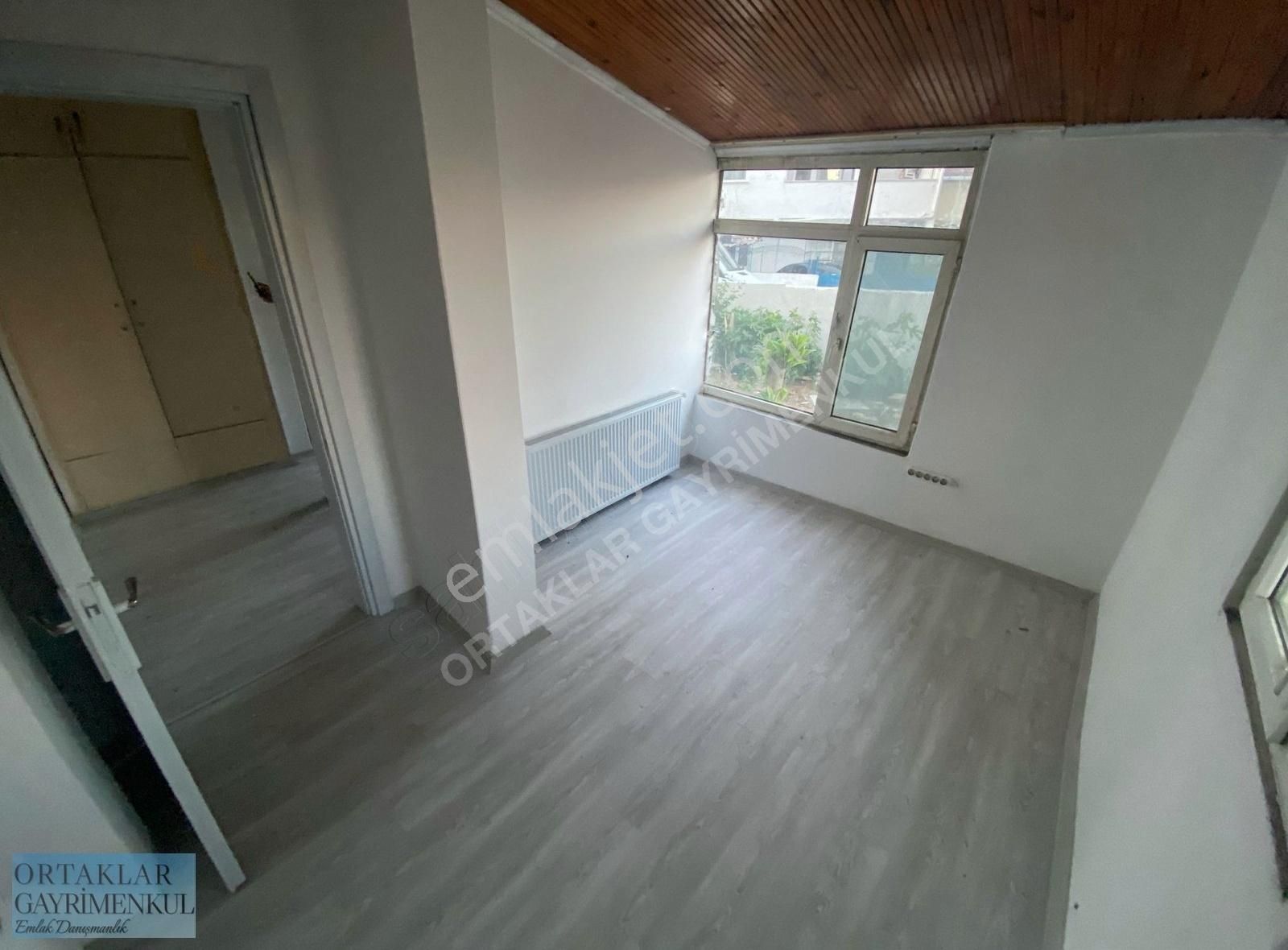 Sancaktepe Osmangazi Mah Satılık 2+1 33 M2 Hisseli Daire
