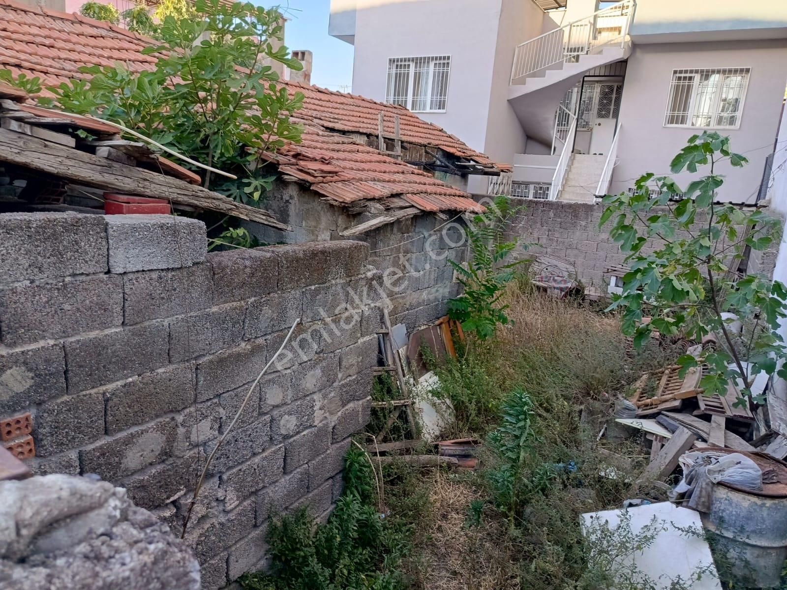 Gümüşpala 7062 Sok. Ta Konple Tek Katlı Çatılı Müstakil Ev 240 M2- - Görsel 21