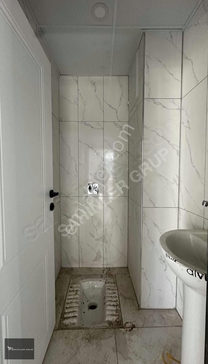 Yüksek Giriş-geniş Metraj-modern Mimari Kalitesi 3+1 Lüx Daire