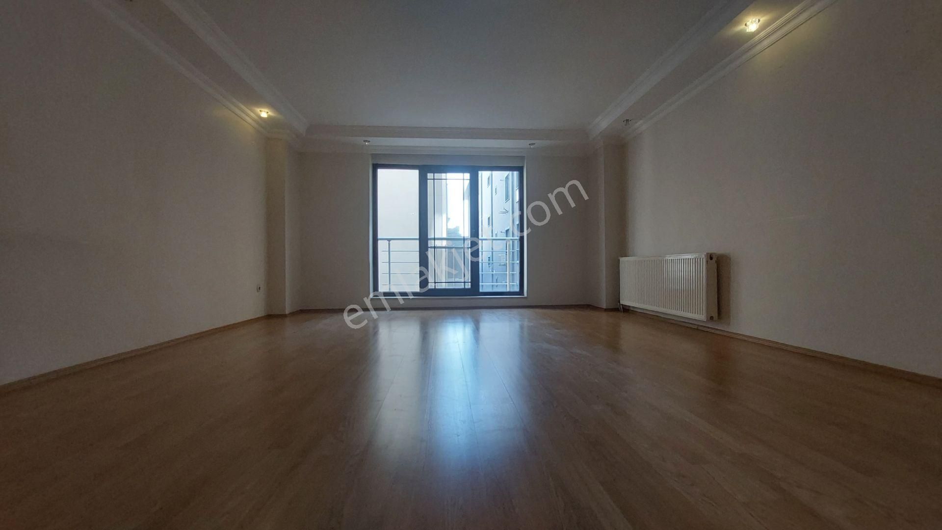 Kapalı Otoparklı, Modern, Asansörlü, İstanbul Havalimanına Yakın 3+1 Kiralık Daire