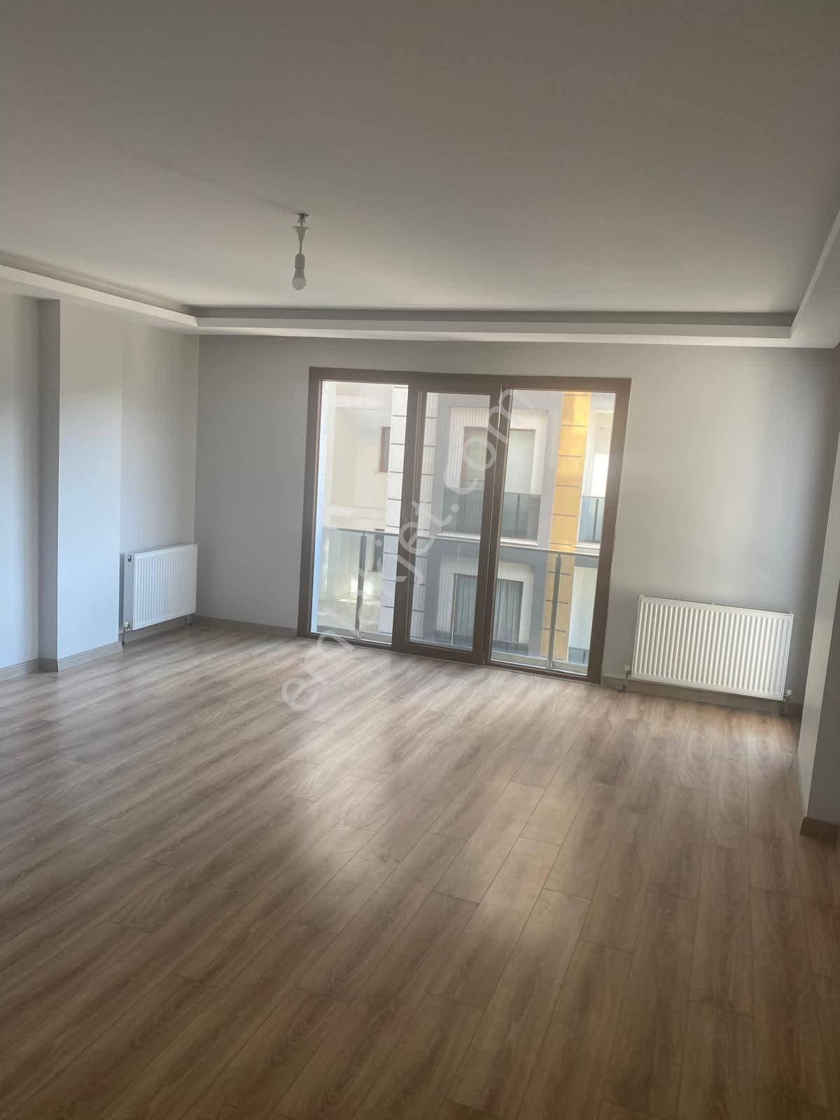 Büşra Gayrimenkulden Lüx Daire 3+1 Kat3 Site İçinde 145m2 Ebeveyin Banyolu