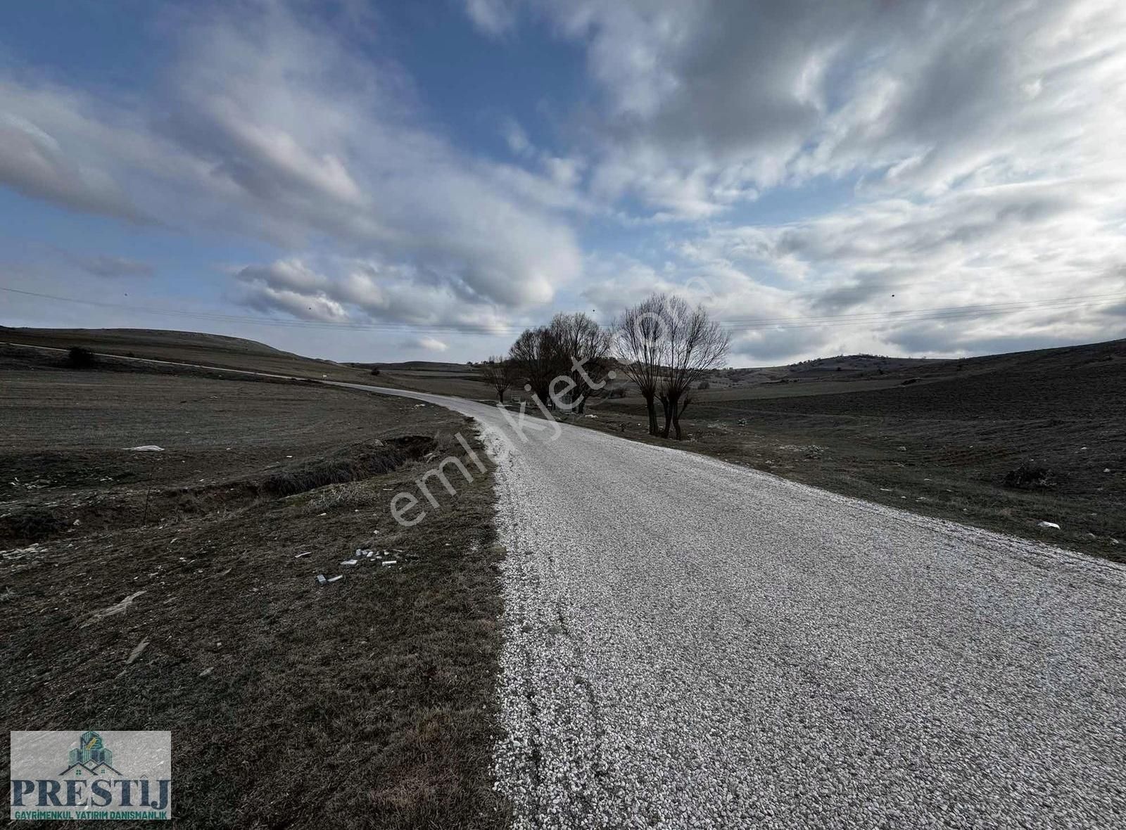Çıkrık Çalışlar Yolu Üzerinde Asvalta Sıfır Satılık Tarla - Görsel 10