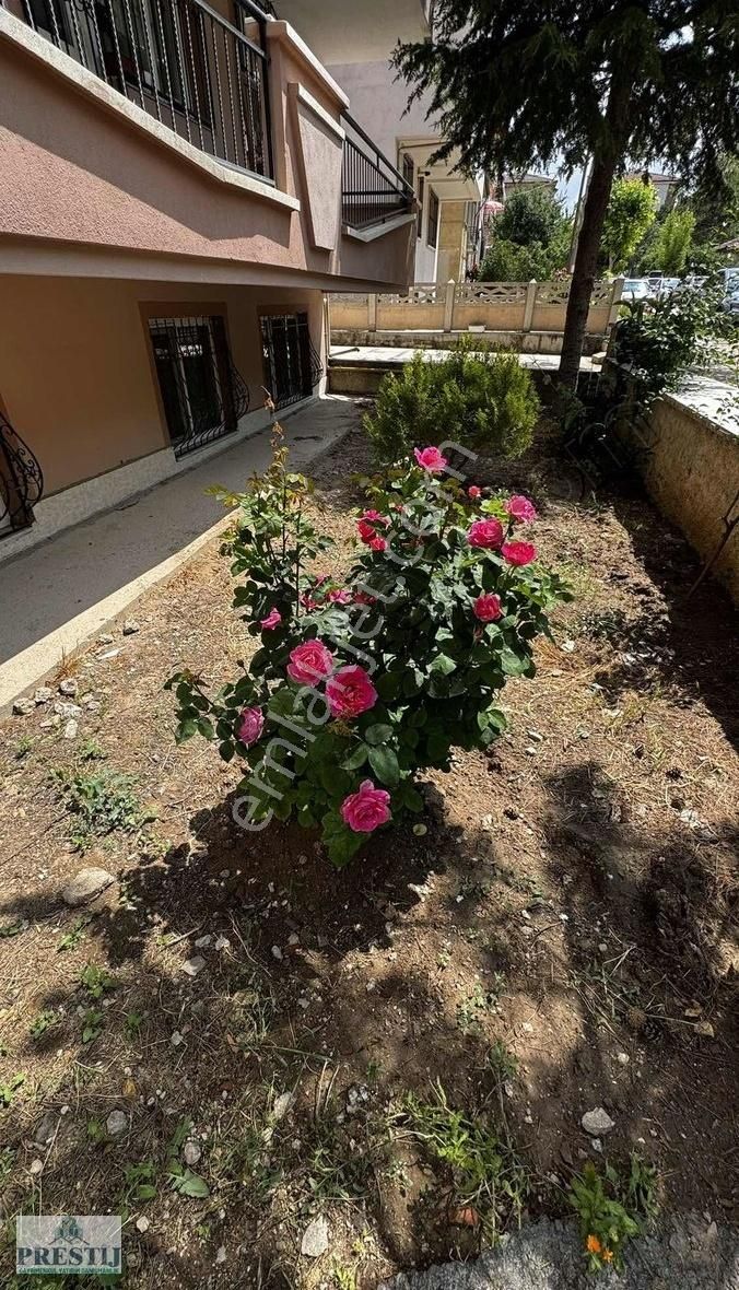 Güvenevler Mahallesinde 4+1 Doğalgazlı Güney Cepheli