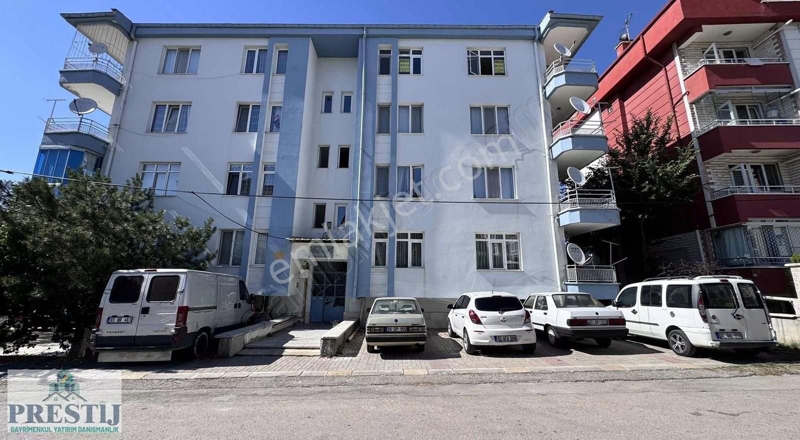 Nazmisaatci Mah 3+1 Kiralık Daire