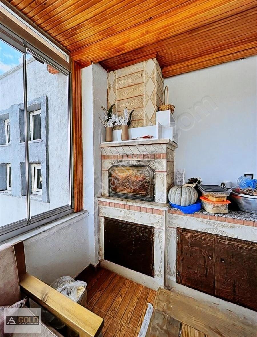 Bahçeşehir Boğazköy'de Satılık 7+2 Dublex Daire - Görsel 8