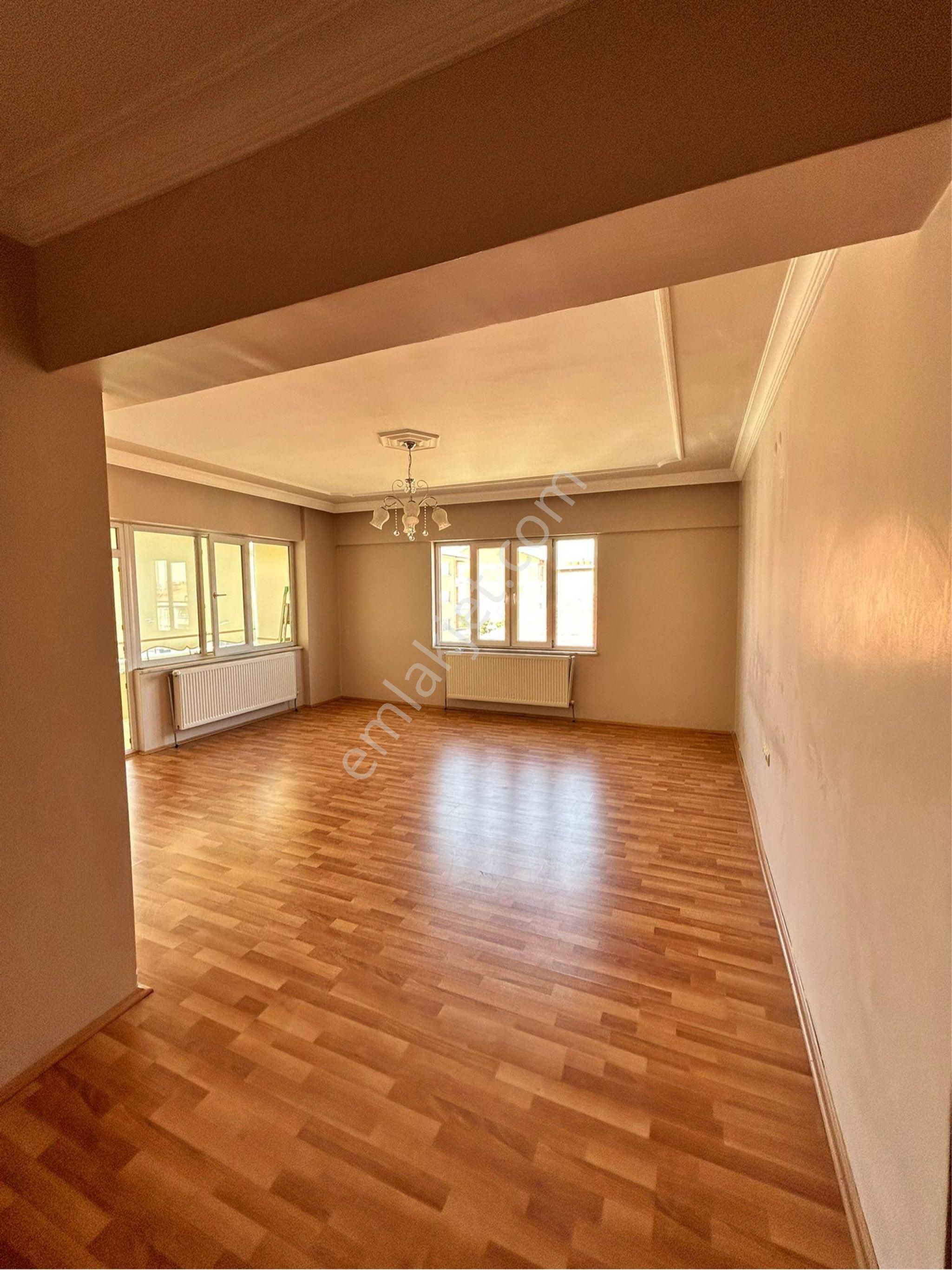 Tunçez Gm Kileci Mahallesi Asansörlü Geniş Arakat 4+1 Daire - Görsel 3