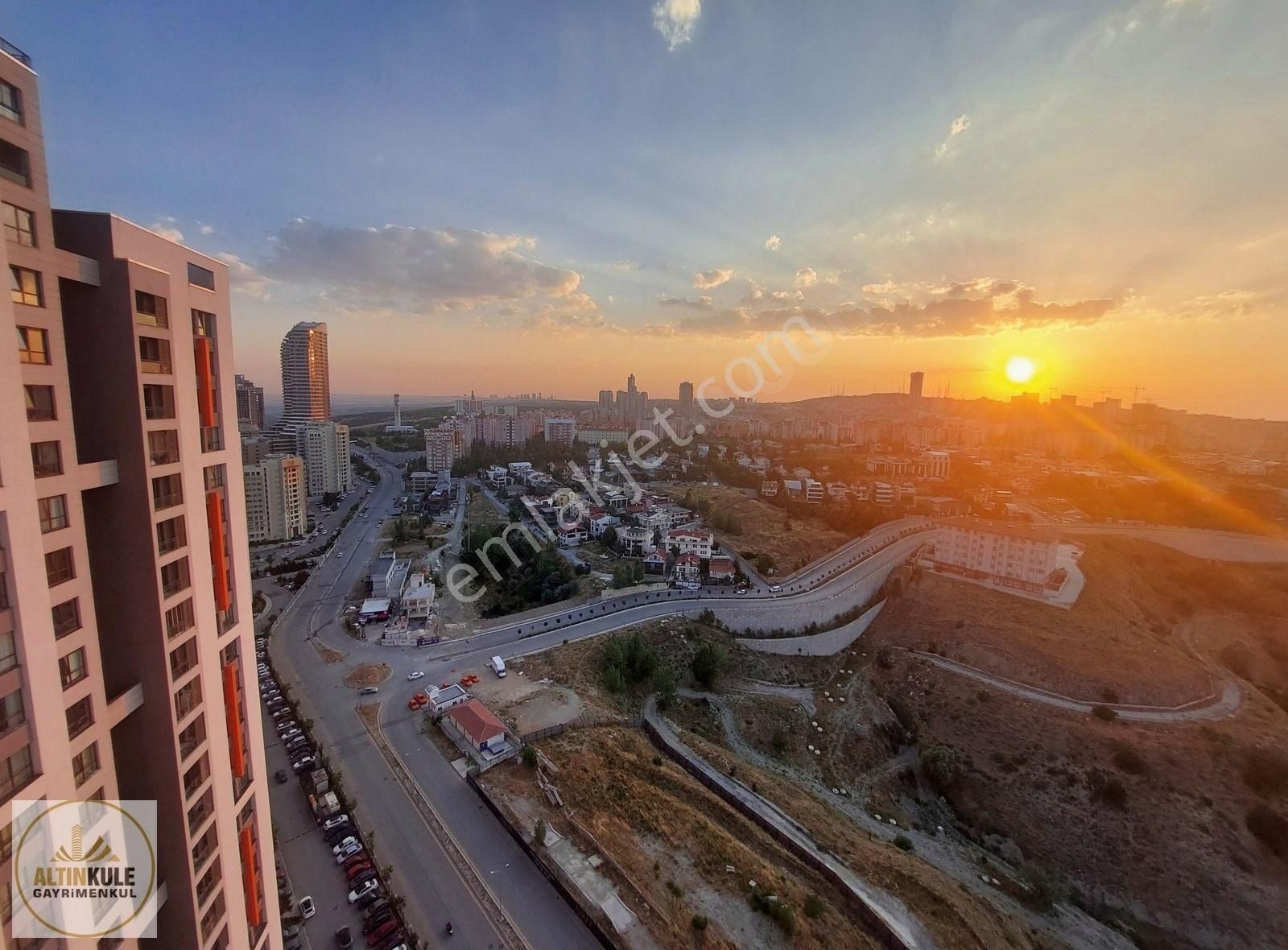 Altınkule'den Güneypark-1 Sitesi Önü Açık Satılık 3+1