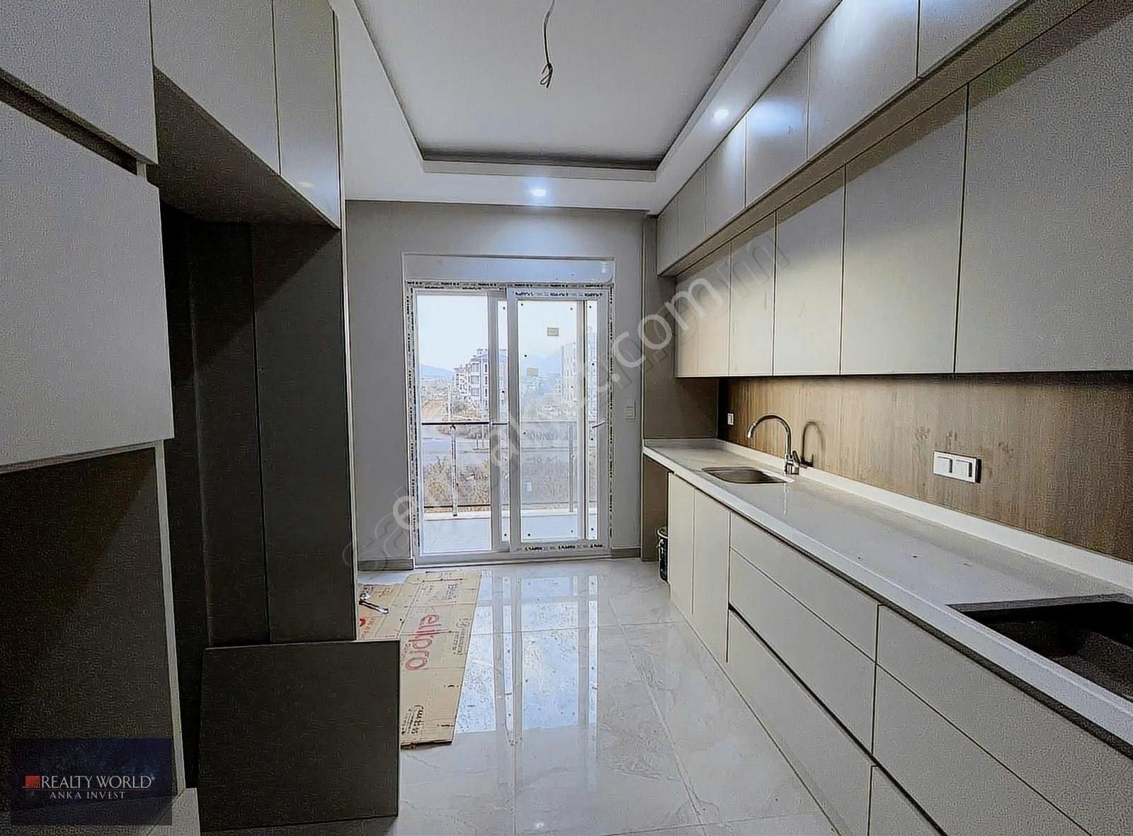 Realty World Anka'dan Kaçırılmayacak Lüks Ebeveyn Banyolu - Görsel 17