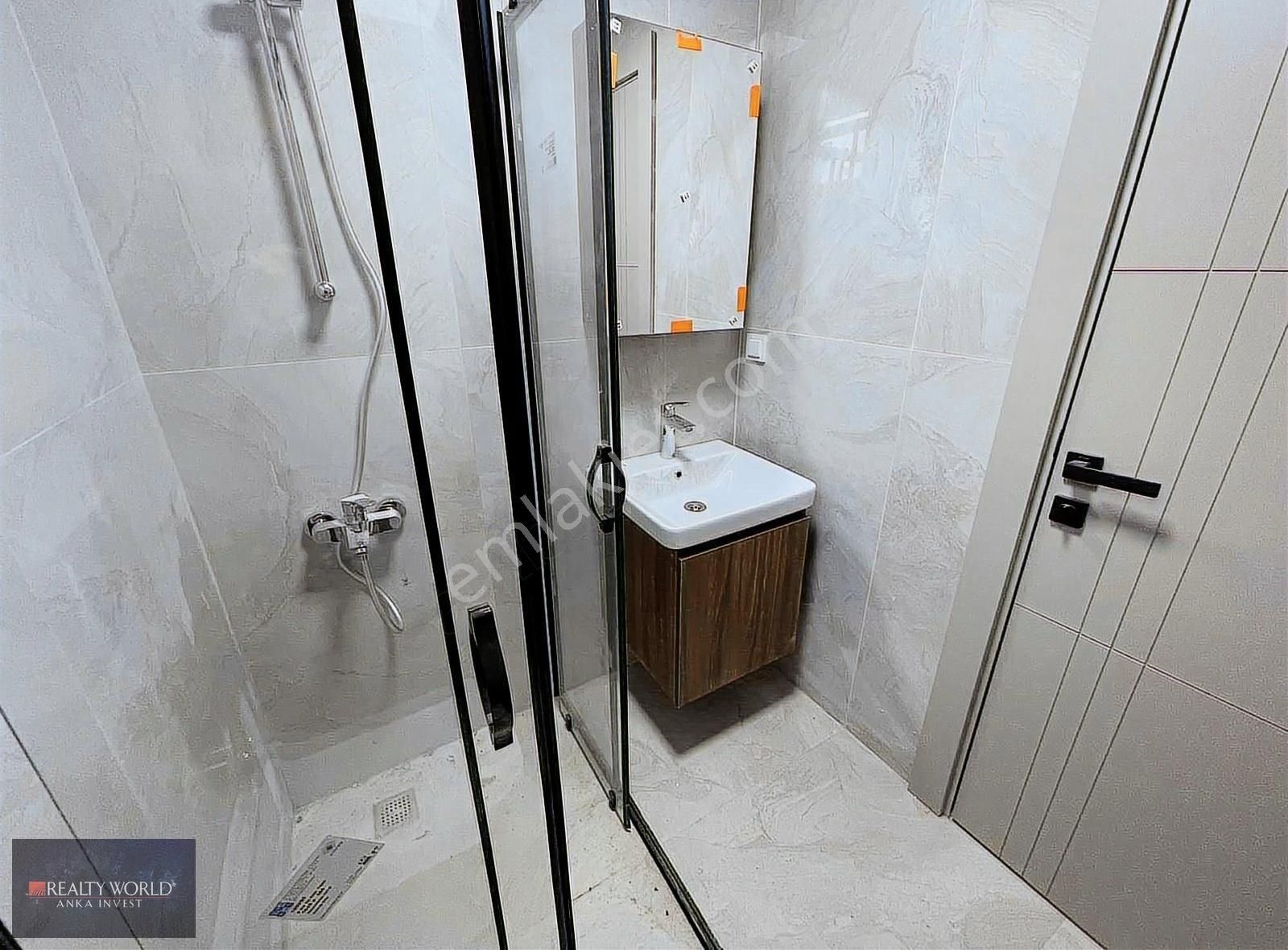 Realty World Anka'dan Kaçırılmayacak Lüks Ebeveyn Banyolu - Görsel 20