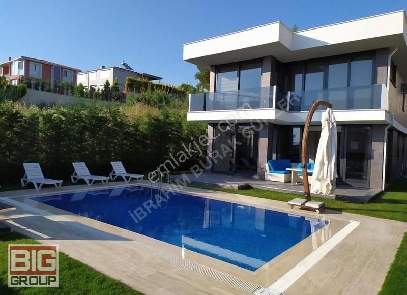 Özel Havuzlu, 4+1 Ful Eşyalı, Manzaralı Villa - Görsel 11