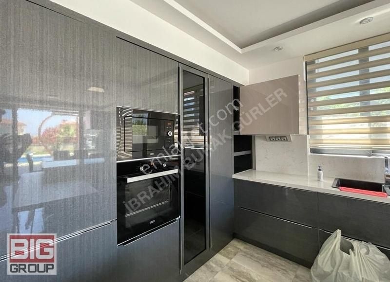 Özel Havuzlu, 4+1 Ful Eşyalı, Manzaralı Villa - Görsel 16
