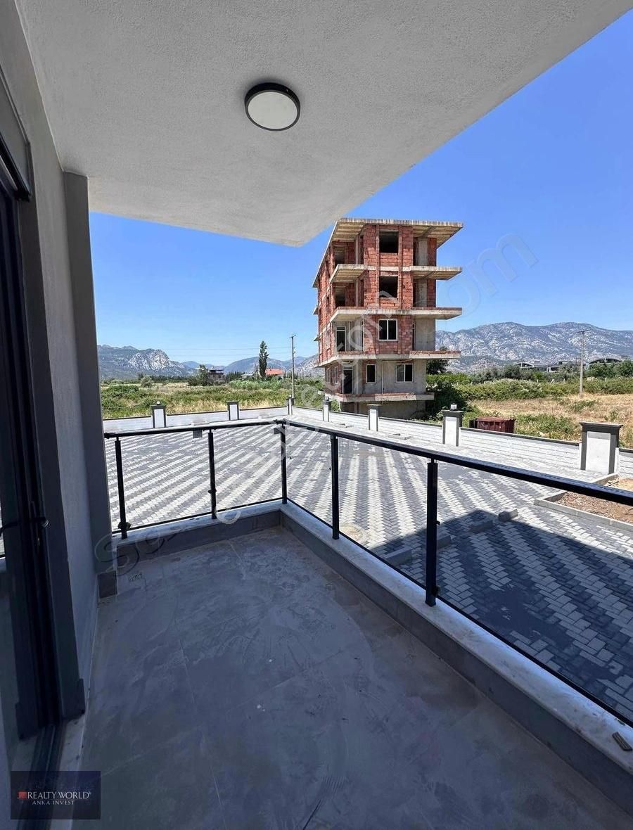 Realty World Anka Dan 3+1 Fırsat Daire.
