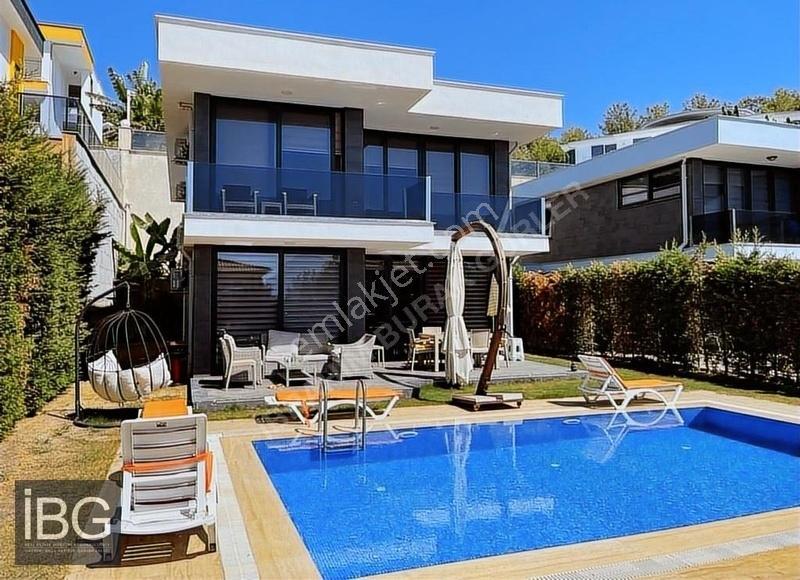 ++bıg Group** Deniz Manzaralı, Ful Eşyalı Geniş Bahçeli Villa - Görsel 28