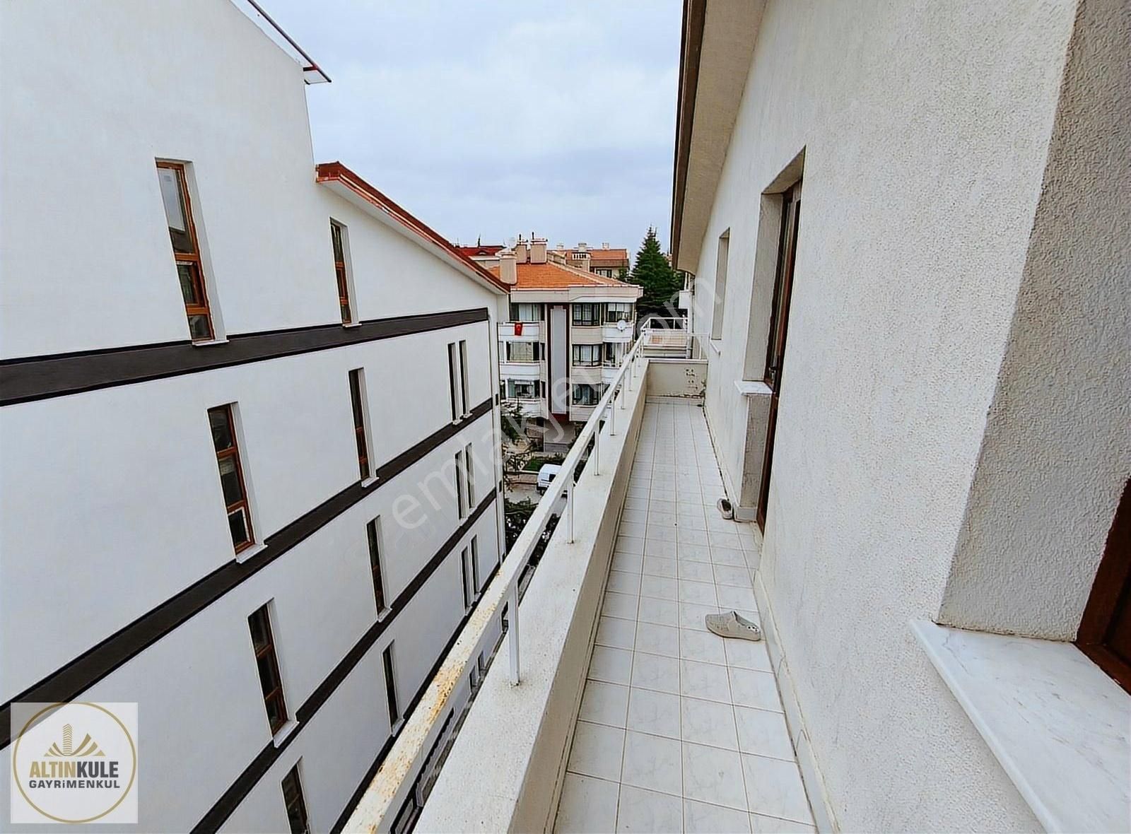 Altınkule'den Çankaya Köşkü Karşısı 5+1 Yapılı Teraslı Dubleks - Görsel 7