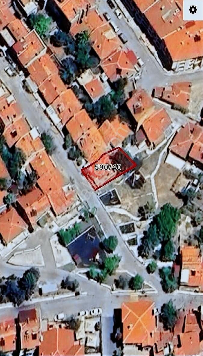 Satılık Kombili Müstakil Bahçeli Ev