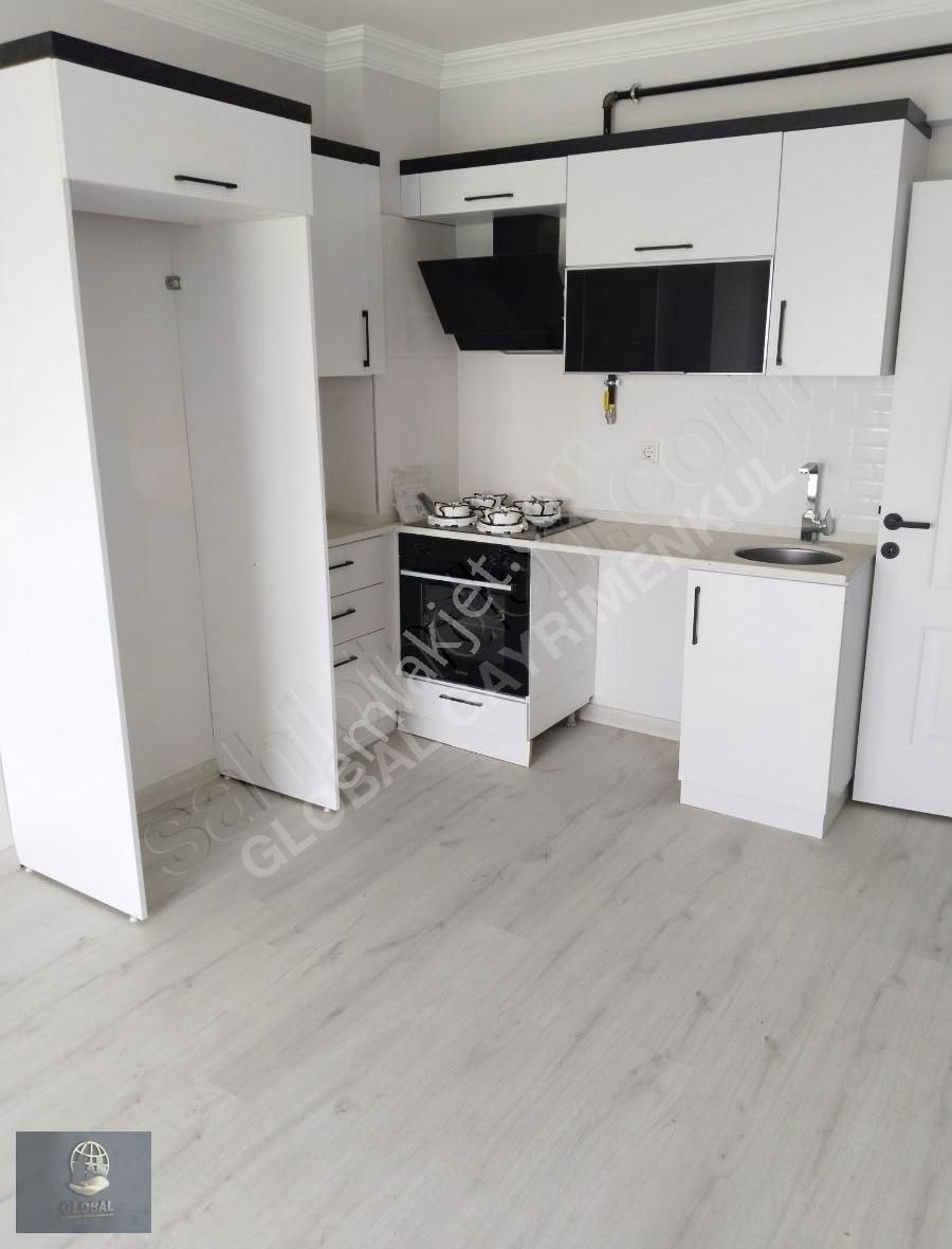 Çorlu Hatip Mahallesinde Arakat Sıfır Kiralık 1+1 Daire