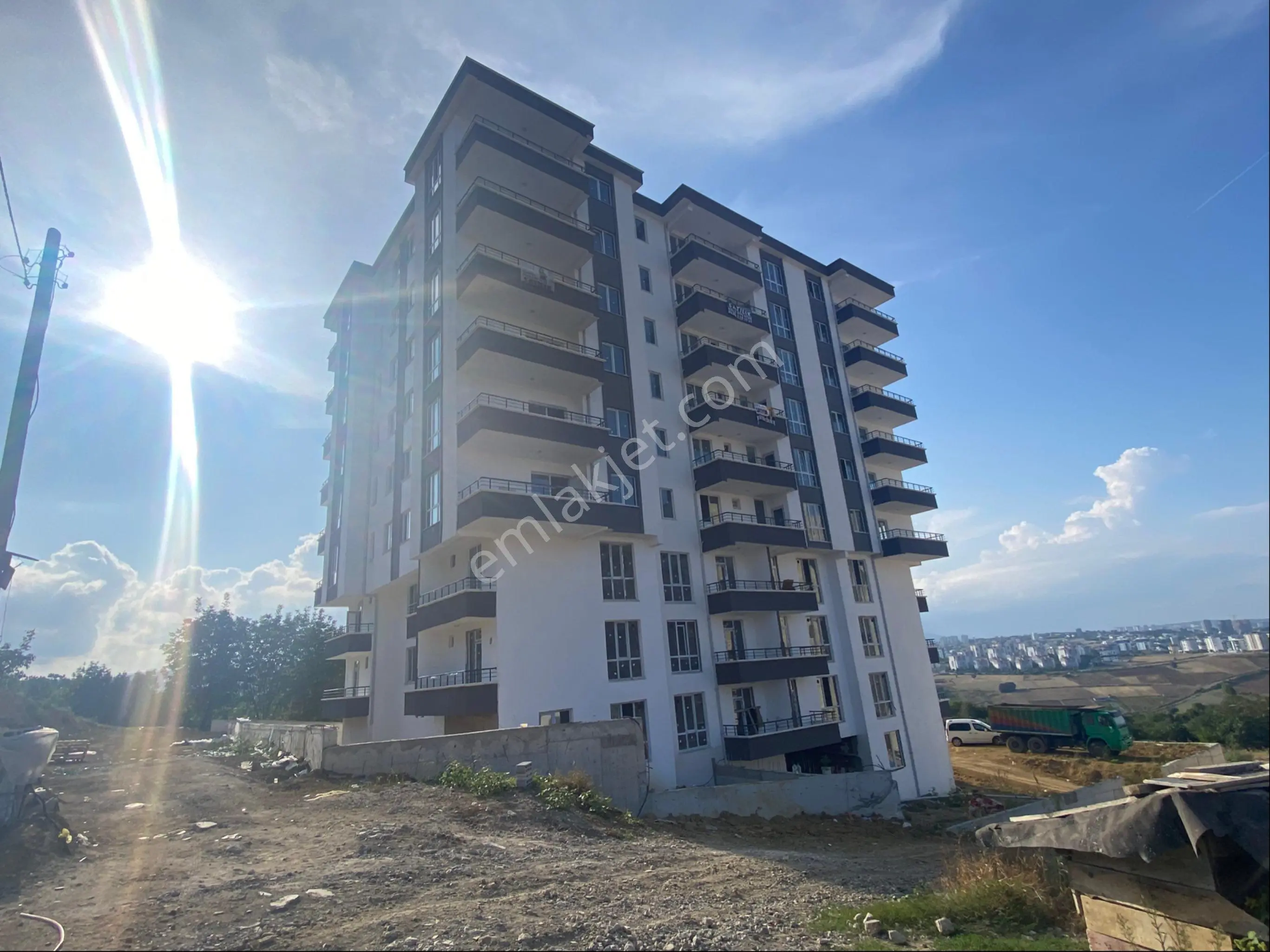 Atakum Çobanözü'nde Yatırımlık Satılık 2+1 Deniz Manzaralı Daire - Görsel 3