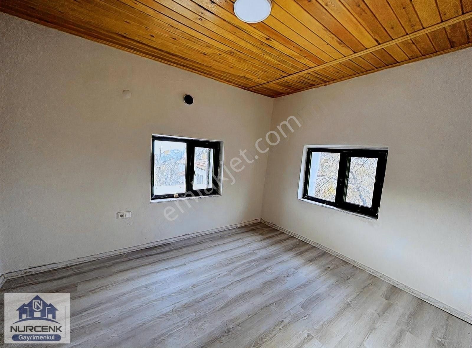 Balıkesir Burhaniye Çamtepe Köyü 2+2 Müstakıl Ev Satılıkdır. - Görsel 11