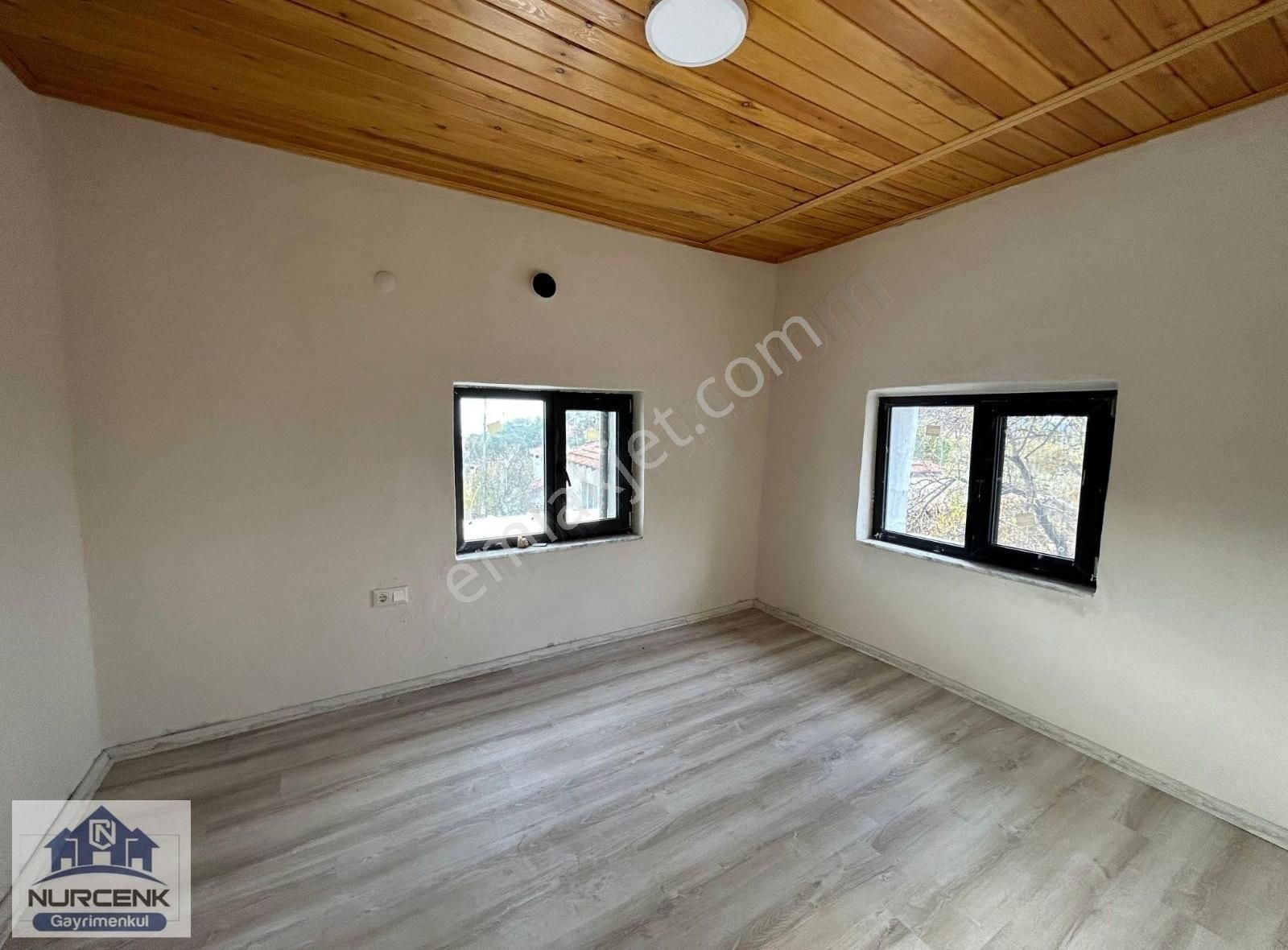 Balıkesir Burhaniye Çamtepe Köyü 2+2 Müstakıl Ev Satılıkdır. - Görsel 2