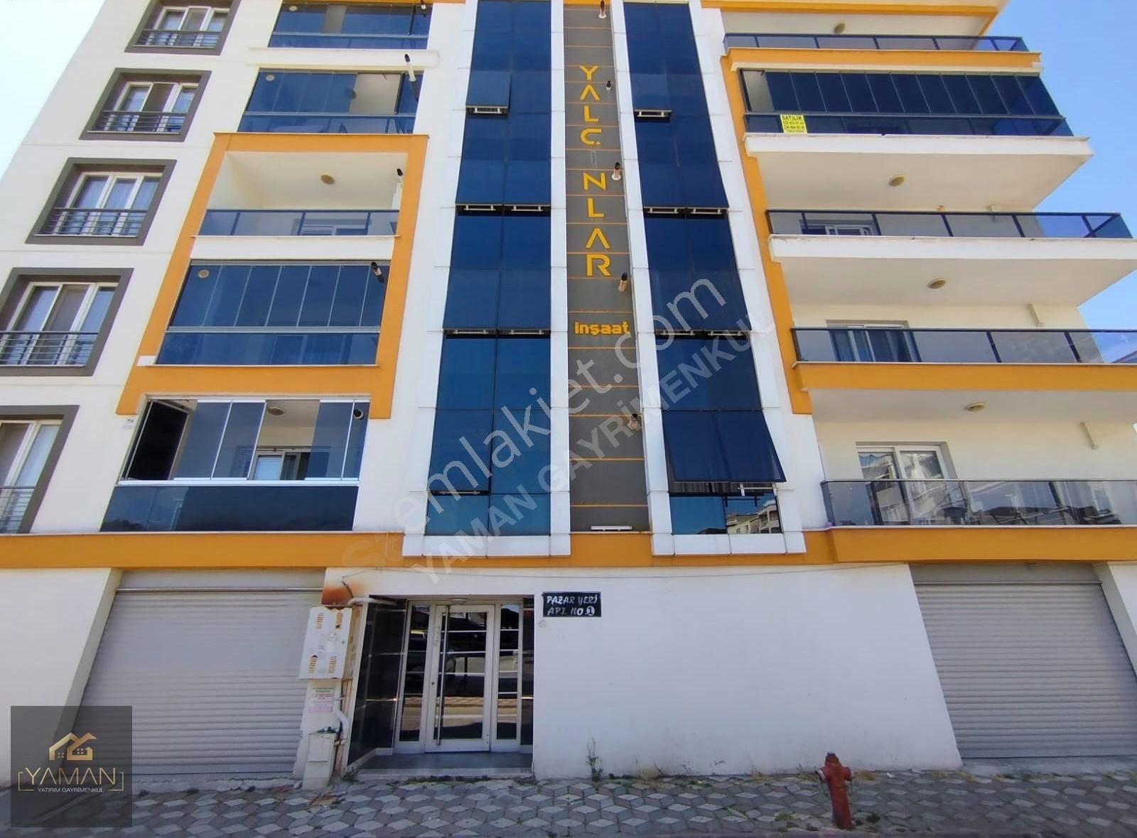 Akhisar Atatürk Mah. Pazar Pazarı Manzaralı Satılık 3+1 Daire