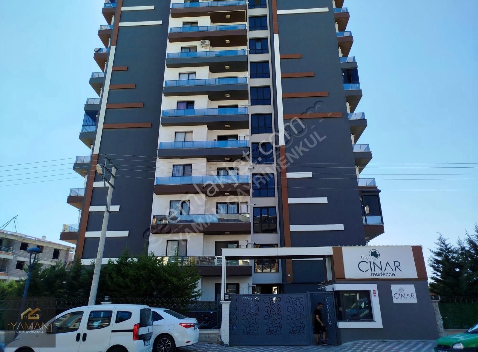 Akhisar Atatürk Mah. Site İçi Eşyalı Satılık 1+1 Daire