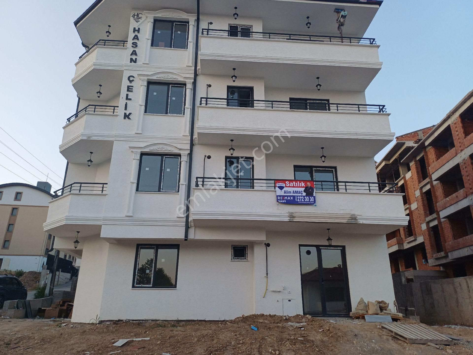Remax Mavi Den Pamukova Nın En Güzel Yerinde Lüx 2+1 Daire