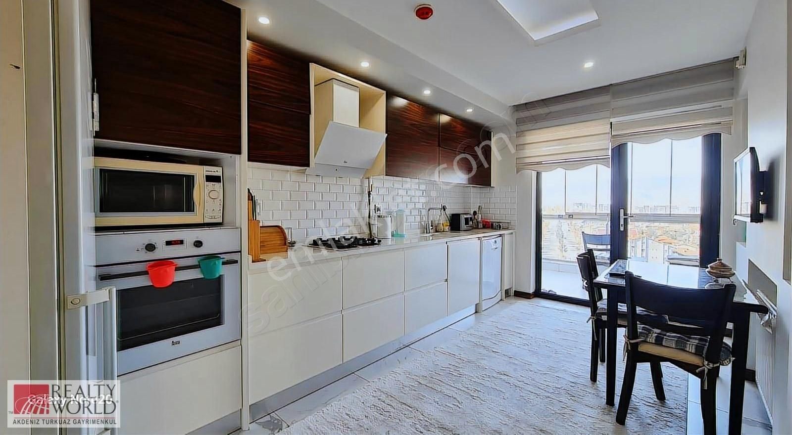Gülistan Mahallesinde Manzaralı 3+1 Kiralık Daire