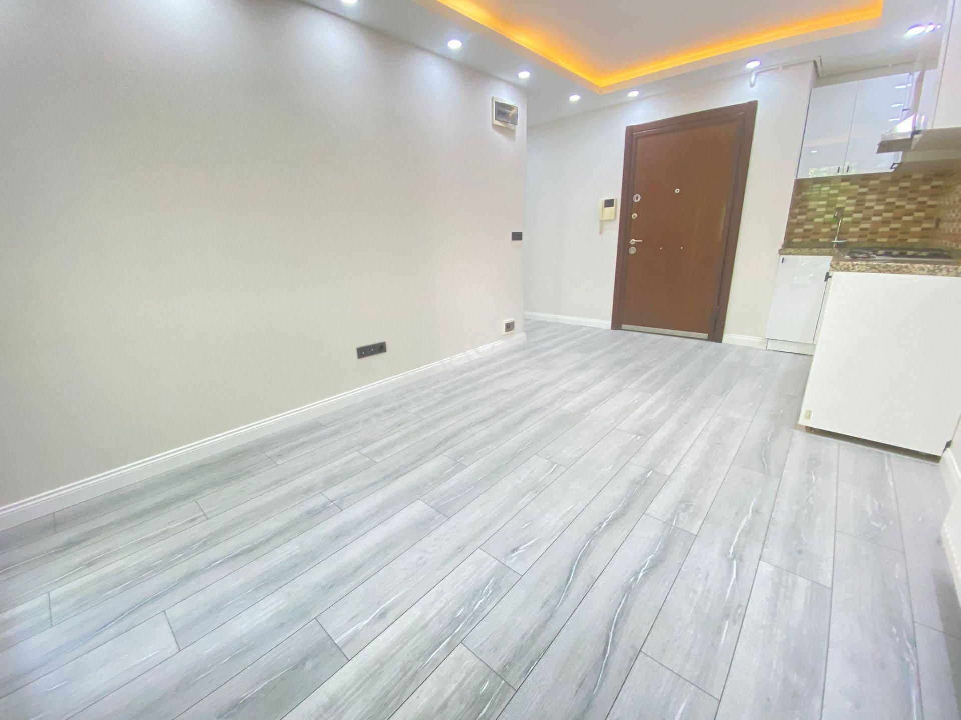Köksalan'dan Küçükyalıda 1. Kat İçi Komple Yenilenmiş Yeni Binada 1+1 Fırsat Daire - Görsel 5