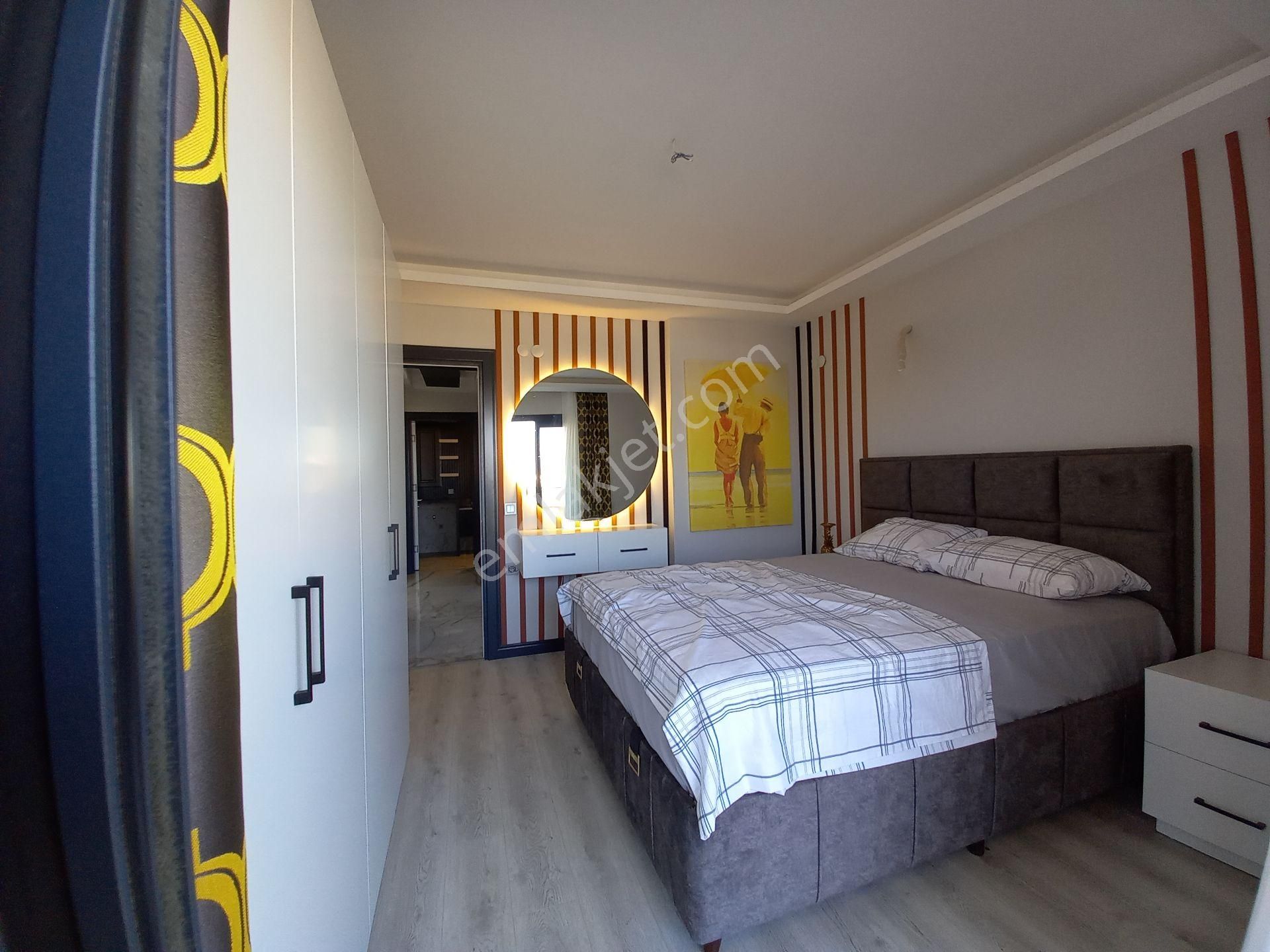 Plaja 5 Dakika! Köşe Konumda, Şahane Bahçeli Lüks Villa - Görsel 22