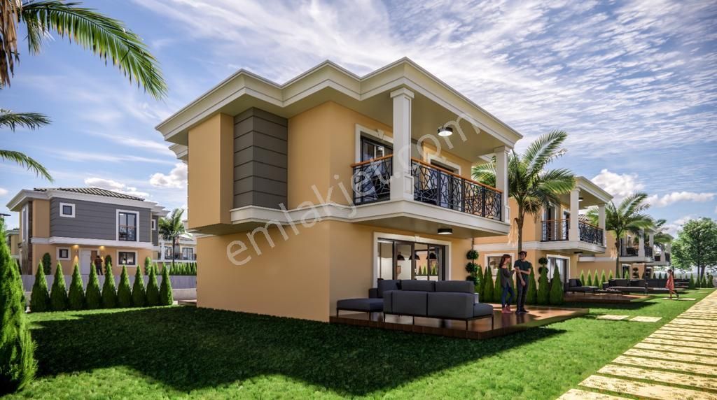 Plaja 5 Dakika! Köşe Konumda, Şahane Bahçeli Lüks Villa - Görsel 2