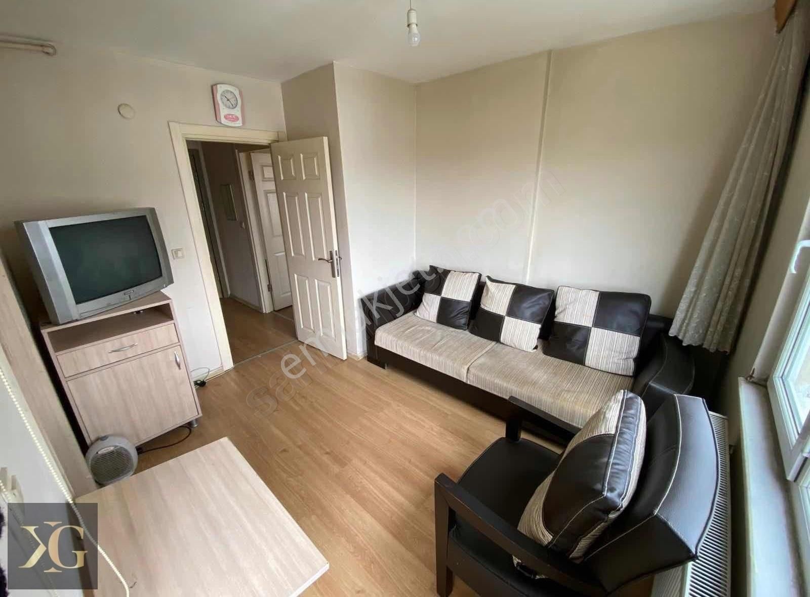 Pruva Gayrimenkul'den Merkezi Konumda Kiralık Eşyalı 1+1 Daire