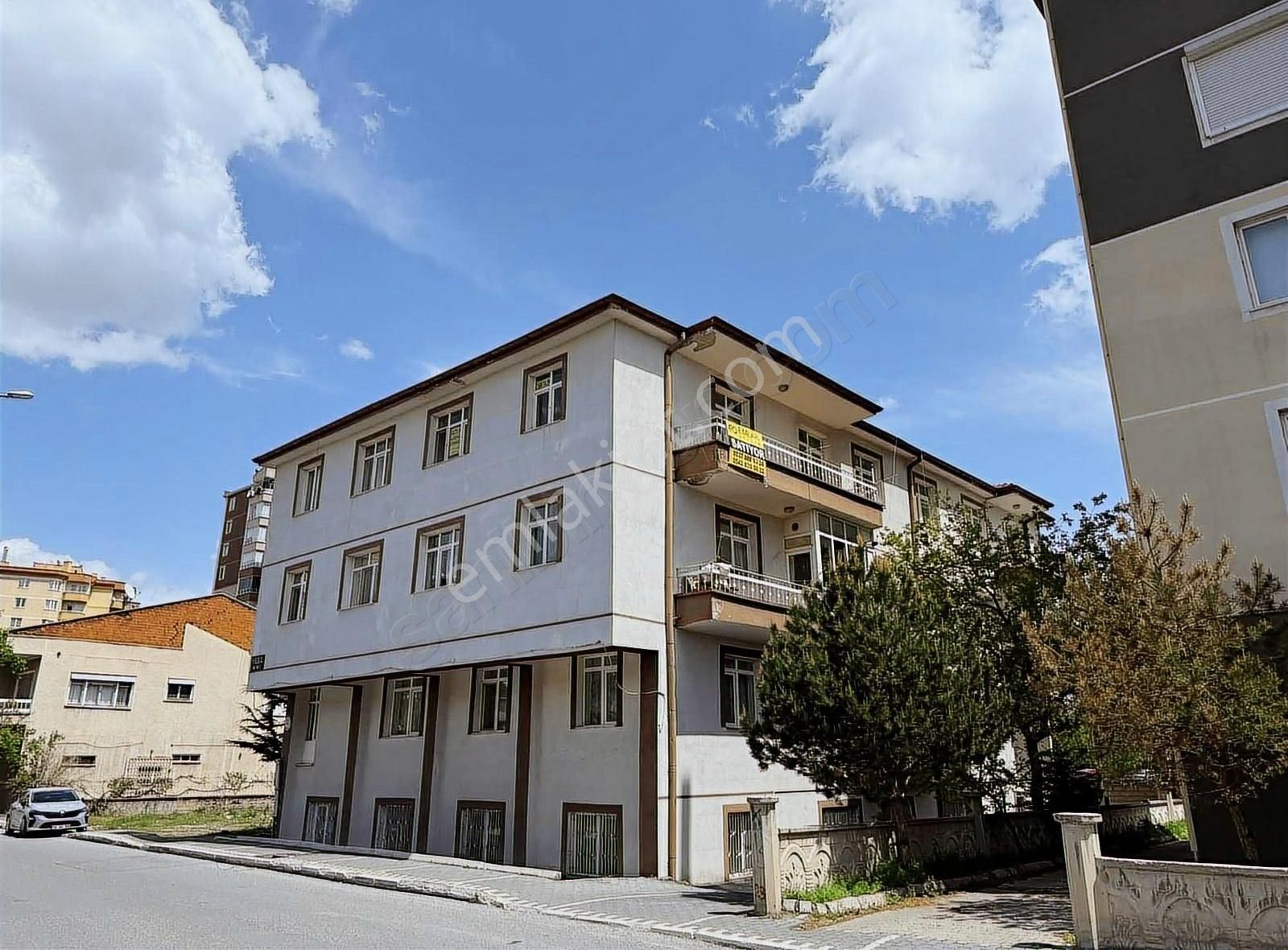 Emlak Ofisim Den Esenyurt Mahallesi 3+1 Satılık Daire