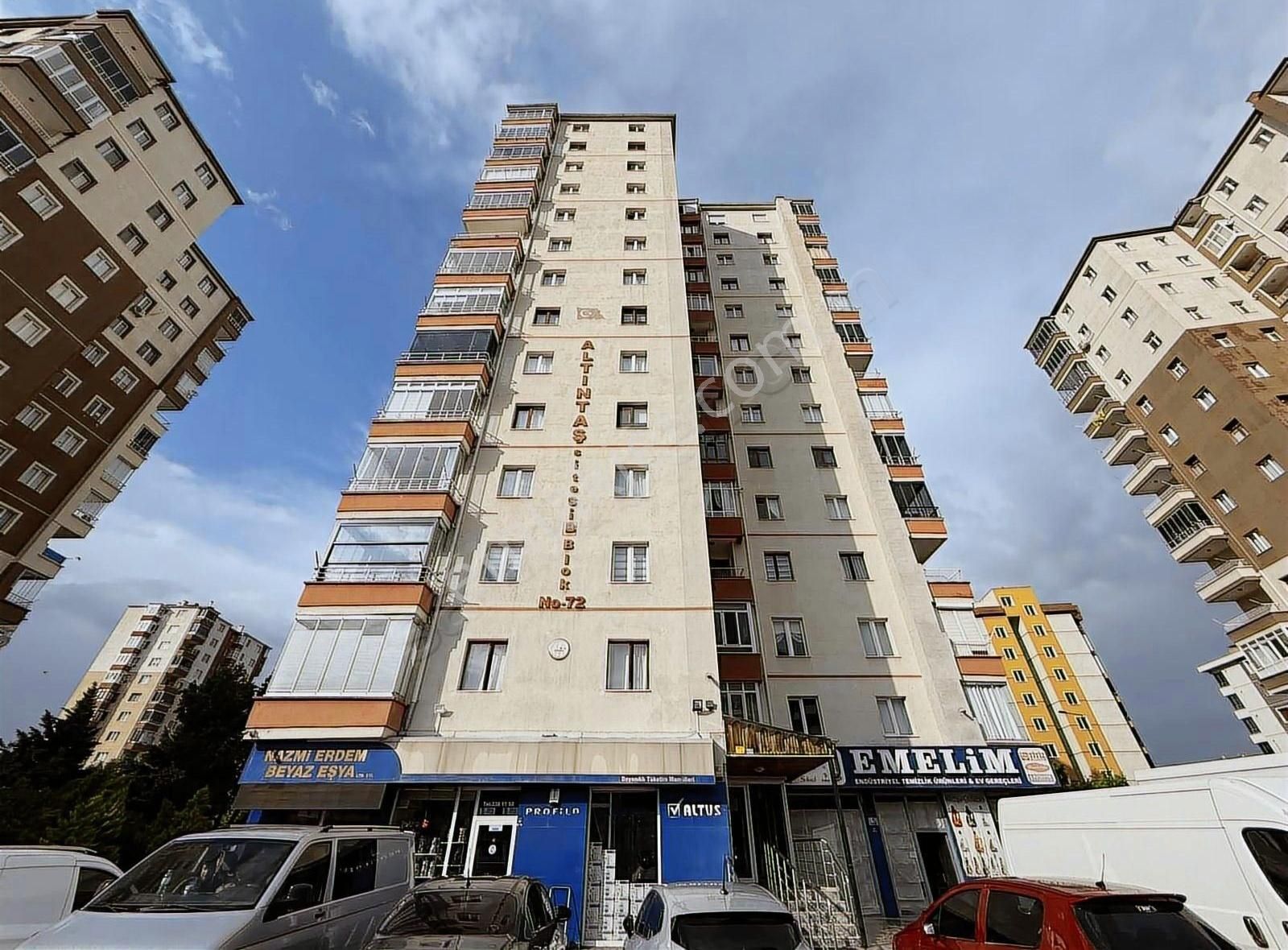 Emlak Ofisim Den Bağdat Caddesi Üzerinde Full Yapılı 3+1 Daire