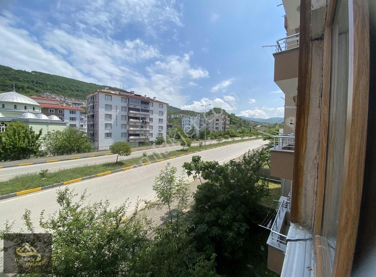 Merkezi Konumda 1+1 Kiralık Daire