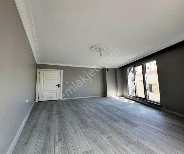 Hem Geniş Hem Merkezi Lokasyon Fek Değil Gerçek İlan Sıfır 2+1 Ara Kat