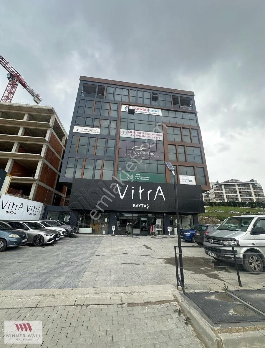Wınner Wall'dan Oficce Ekmira Balat Projesinde Kiralık Ofis